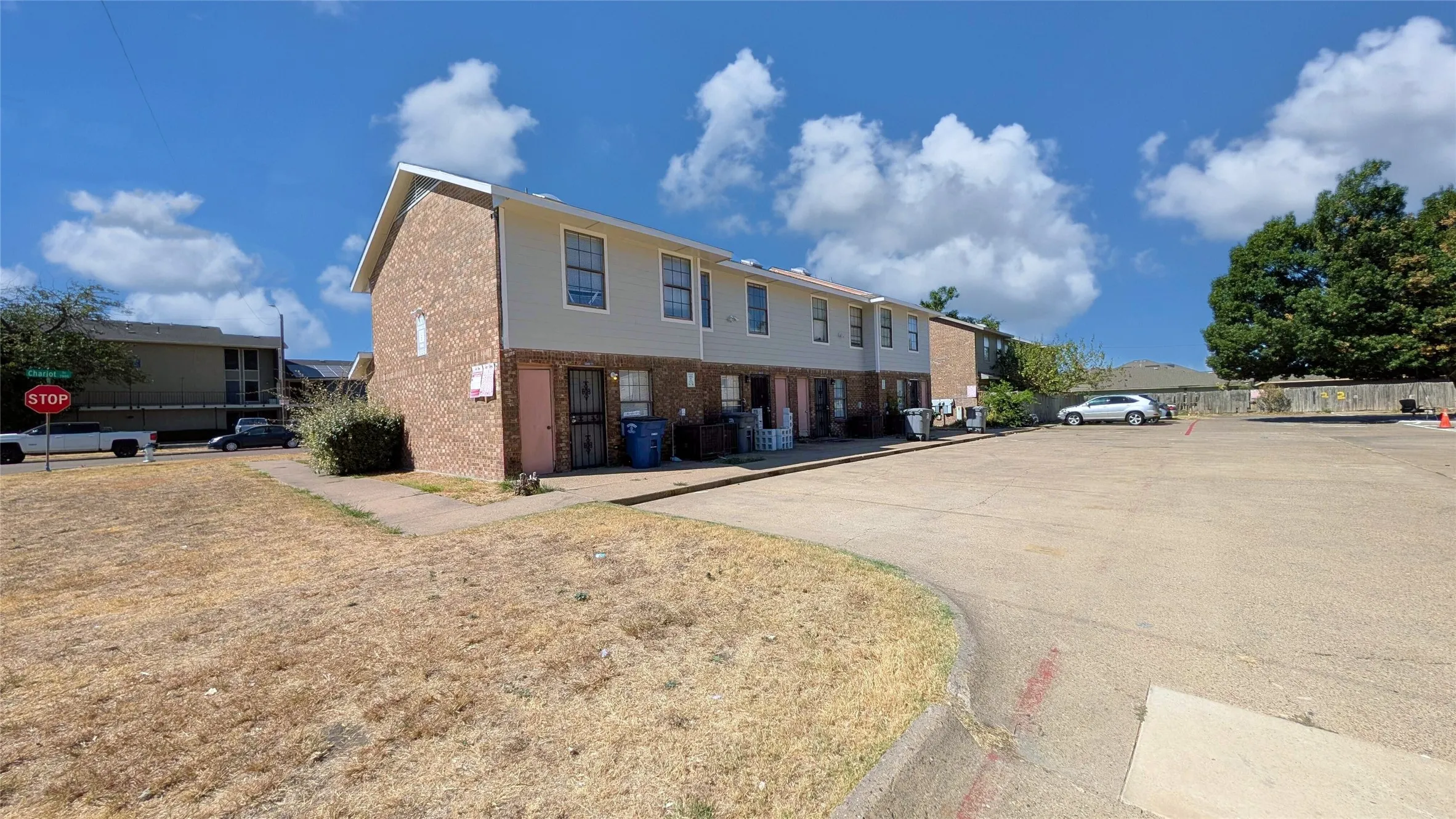 Apartment For Sale in Dallas County , 8001 Rothington Road 11, Dallas, Texas 75227, 0, 0, Garage spaces, 0 Sqft, built in 1983, mls#21383435, Real Estate Agent in Dallas, Homes For Sale in Dallas county, Homes For Sale in Dallas, Realtor in Dallas Texas, Real Estate Brokerage Independent Realty Texas, Luminita Cordes Realtor