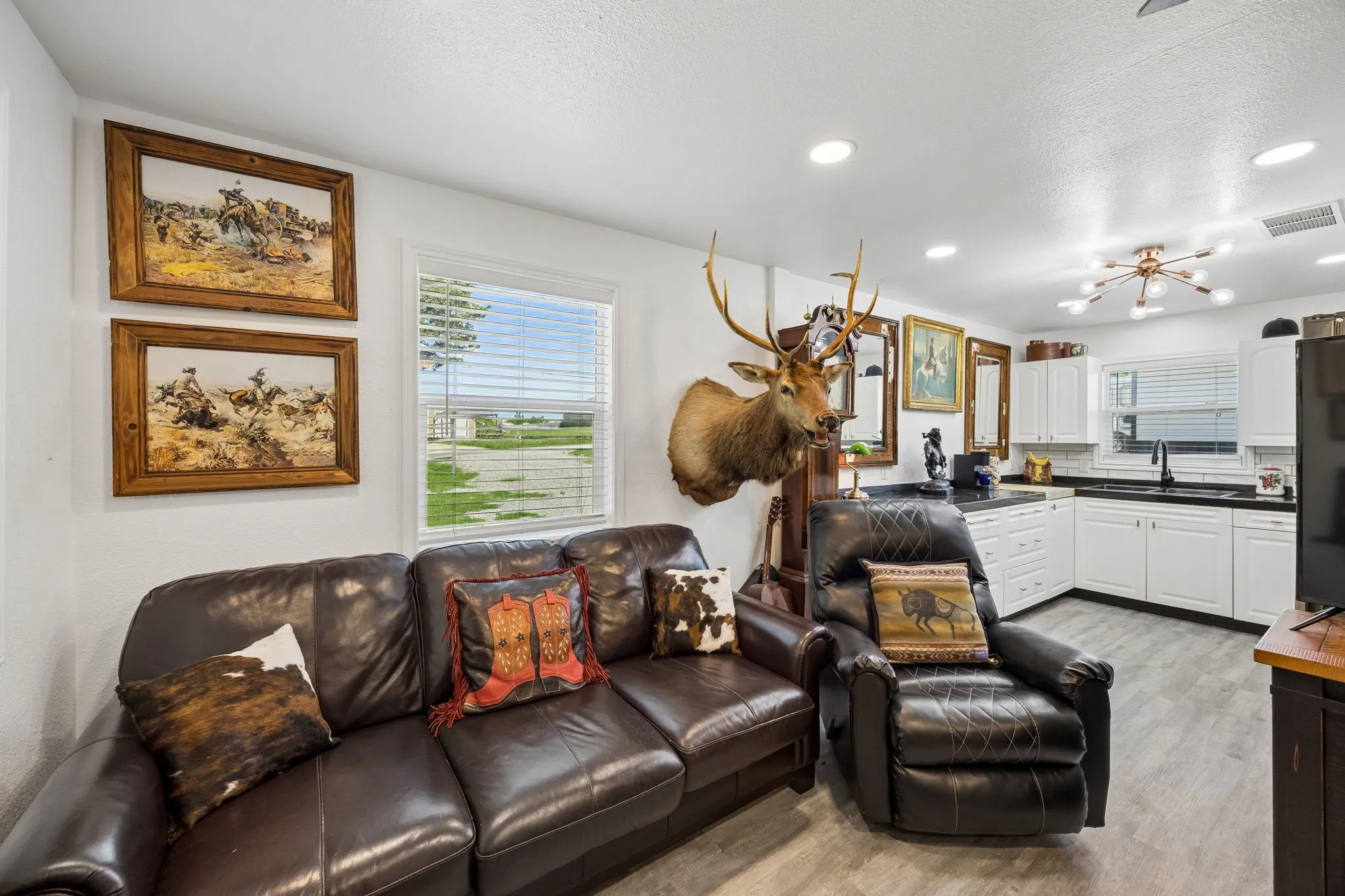 Farm For Rent in Grayson County , 111 Mitchell Road, Sherman, Texas 75090, 1 Bedroom, 1 Bathroom, Garage spaces, 672 Sqft, built in 2016, mls#21383664, Real Estate Agent in Sherman, Homes For Rent in Grayson county, Homes For Rent in Sherman, Realtor in Sherman Texas, Real Estate Brokerage Independent Realty Texas, Luminita Cordes Realtor