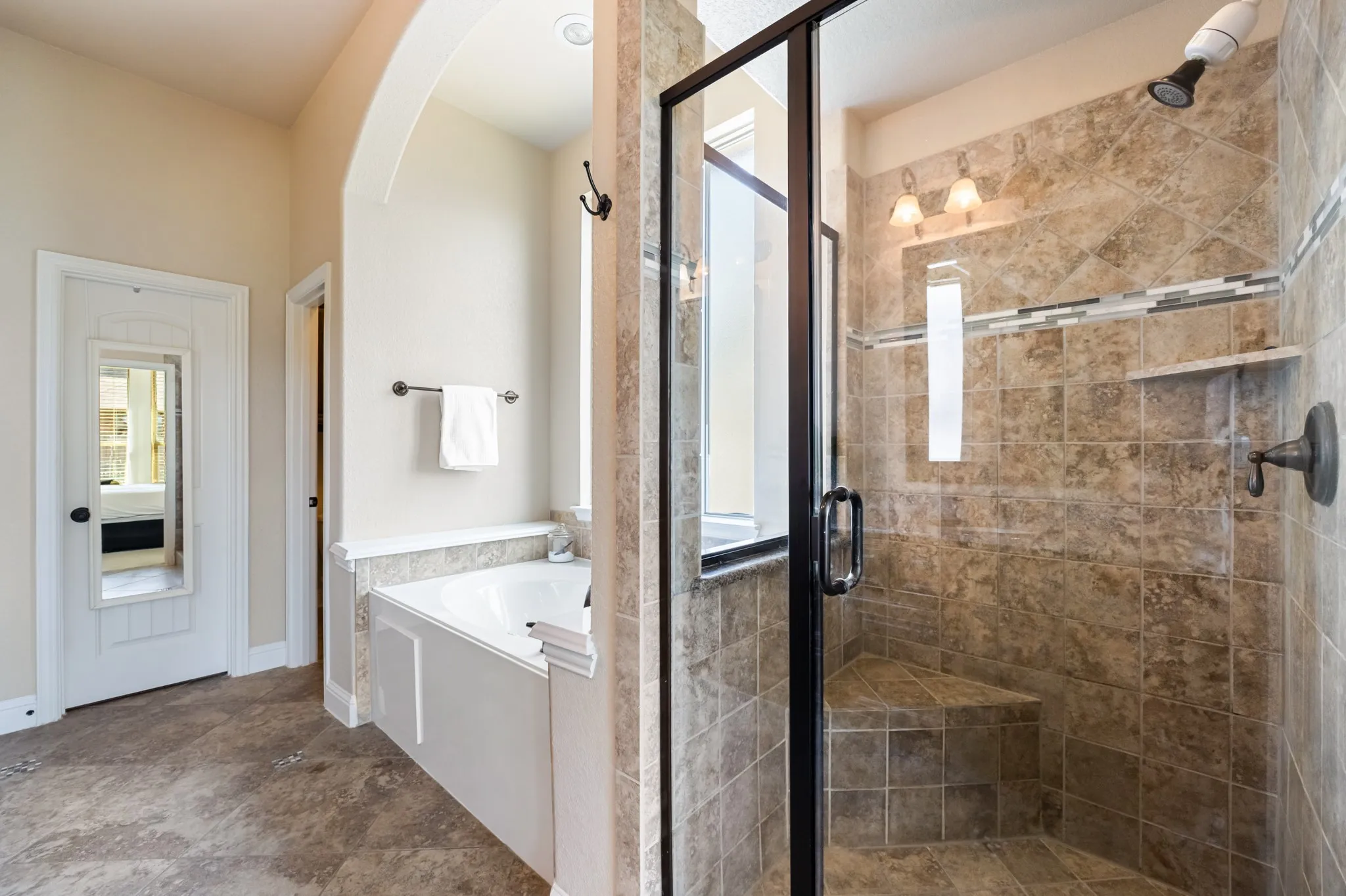Single Family Residence For Sale in Rockwall County , 207 Charleston Lane, Fate, Texas 75189, 4 Bedroom, 4 Bathroom, 2 Garage spaces, 3,032 Sqft, built in 2012, mls#21382945, Real Estate Agent in Fate, Homes For Sale in Rockwall county, Homes For Sale in Fate, Realtor in Fate Texas, Real Estate Brokerage Independent Realty Texas, Luminita Cordes Realtor