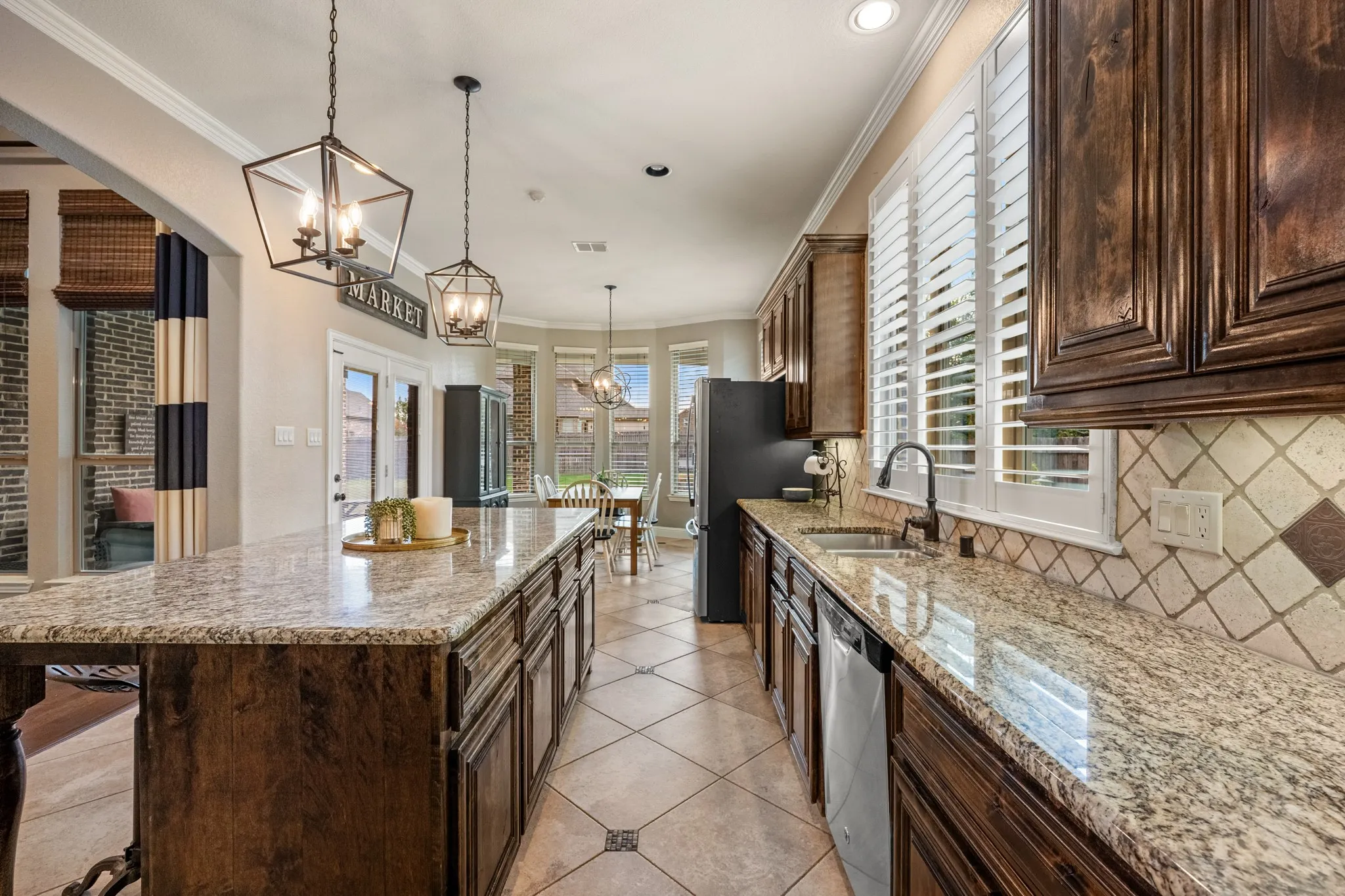 Single Family Residence For Sale in Rockwall County , 207 Charleston Lane, Fate, Texas 75189, 4 Bedroom, 4 Bathroom, 2 Garage spaces, 3,032 Sqft, built in 2012, mls#21382945, Real Estate Agent in Fate, Homes For Sale in Rockwall county, Homes For Sale in Fate, Realtor in Fate Texas, Real Estate Brokerage Independent Realty Texas, Luminita Cordes Realtor