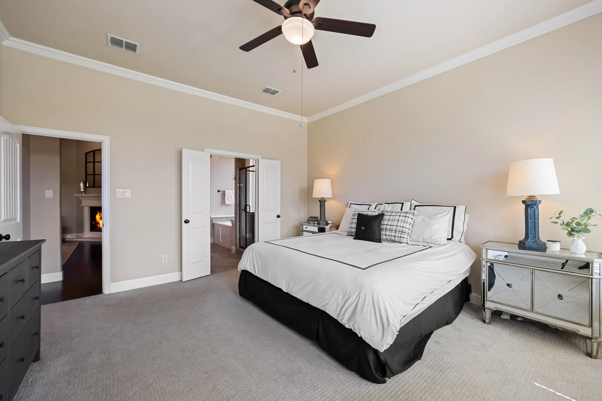 Single Family Residence For Sale in Rockwall County , 207 Charleston Lane, Fate, Texas 75189, 4 Bedroom, 4 Bathroom, 2 Garage spaces, 3,032 Sqft, built in 2012, mls#21382945, Real Estate Agent in Fate, Homes For Sale in Rockwall county, Homes For Sale in Fate, Realtor in Fate Texas, Real Estate Brokerage Independent Realty Texas, Luminita Cordes Realtor