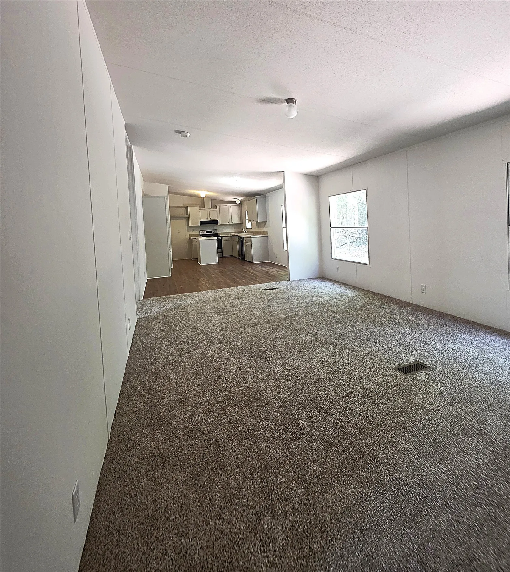 Mobile Home For Sale in Cherokee County , 942 Balmorea Drive, Bullard, Texas 75757, 4 Bedroom, 3 Bathroom, Garage spaces, 2,128 Sqft, built in 2006, mls#21383516, Real Estate Agent in Bullard, Homes For Sale in Cherokee county, Homes For Sale in Bullard, Realtor in Bullard Texas, Real Estate Brokerage Independent Realty Texas, Luminita Cordes Realtor