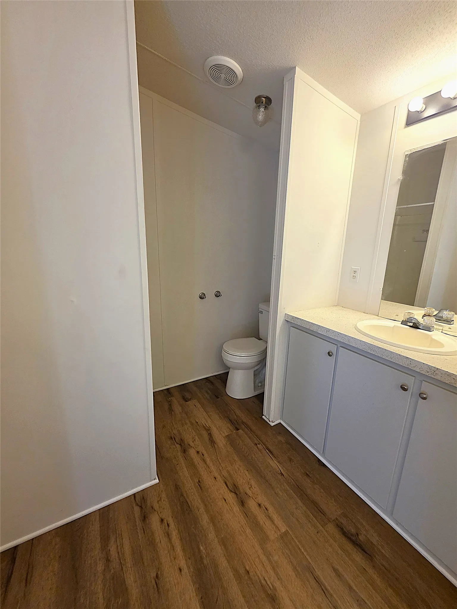 Mobile Home For Sale in Cherokee County , 942 Balmorea Drive, Bullard, Texas 75757, 4 Bedroom, 3 Bathroom, Garage spaces, 2,128 Sqft, built in 2006, mls#21383516, Real Estate Agent in Bullard, Homes For Sale in Cherokee county, Homes For Sale in Bullard, Realtor in Bullard Texas, Real Estate Brokerage Independent Realty Texas, Luminita Cordes Realtor
