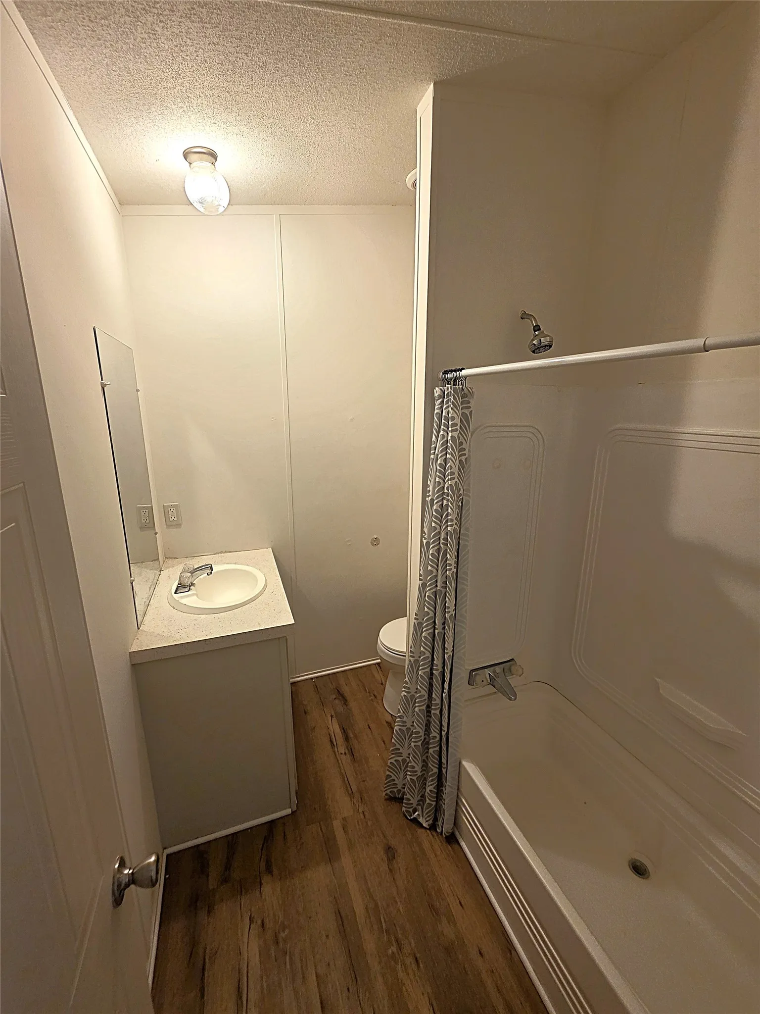 Mobile Home For Sale in Cherokee County , 942 Balmorea Drive, Bullard, Texas 75757, 4 Bedroom, 3 Bathroom, Garage spaces, 2,128 Sqft, built in 2006, mls#21383516, Real Estate Agent in Bullard, Homes For Sale in Cherokee county, Homes For Sale in Bullard, Realtor in Bullard Texas, Real Estate Brokerage Independent Realty Texas, Luminita Cordes Realtor