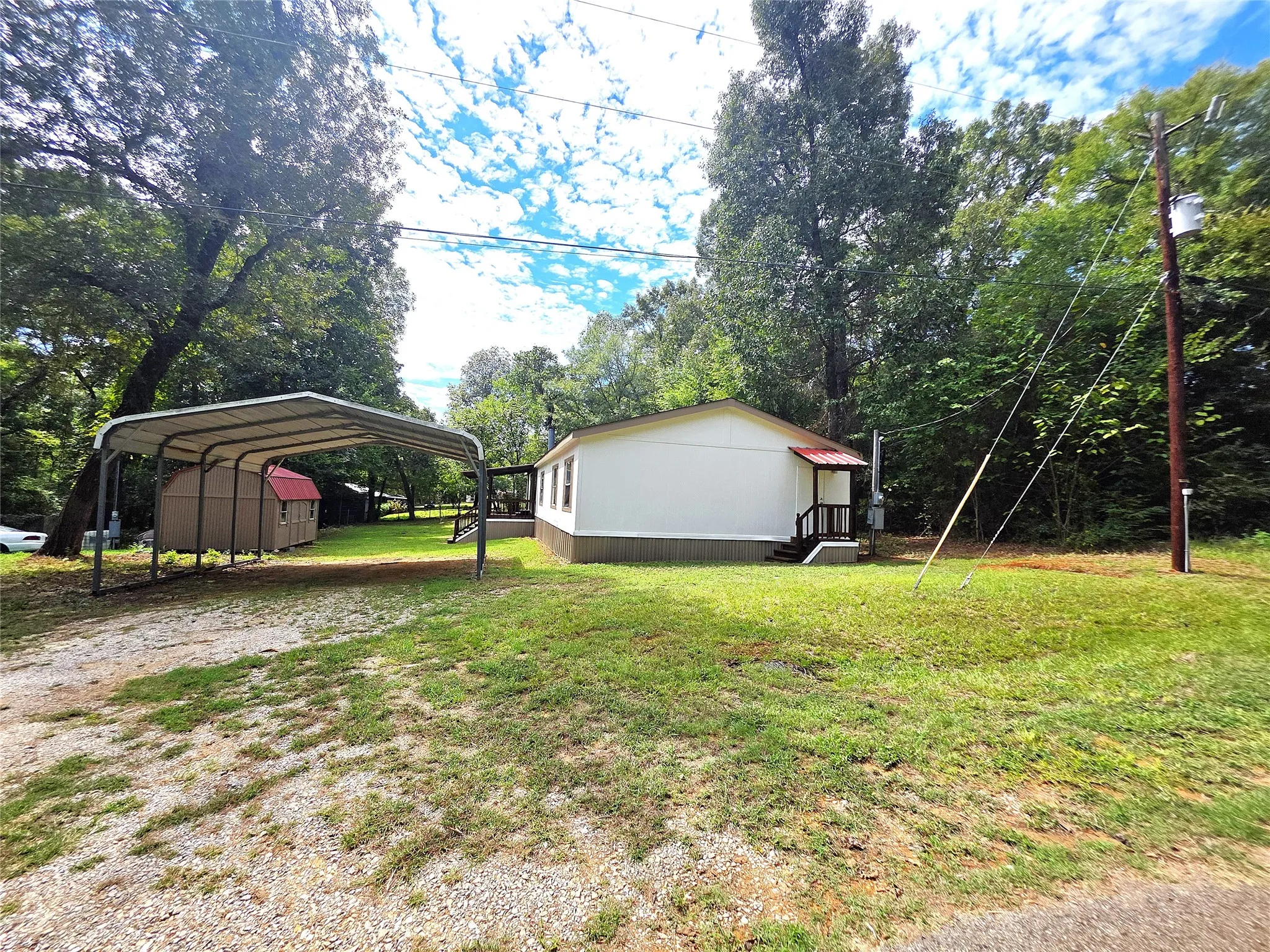 Mobile Home For Sale in Cherokee County , 942 Balmorea Drive, Bullard, Texas 75757, 4 Bedroom, 3 Bathroom, Garage spaces, 2,128 Sqft, built in 2006, mls#21383516, Real Estate Agent in Bullard, Homes For Sale in Cherokee county, Homes For Sale in Bullard, Realtor in Bullard Texas, Real Estate Brokerage Independent Realty Texas, Luminita Cordes Realtor