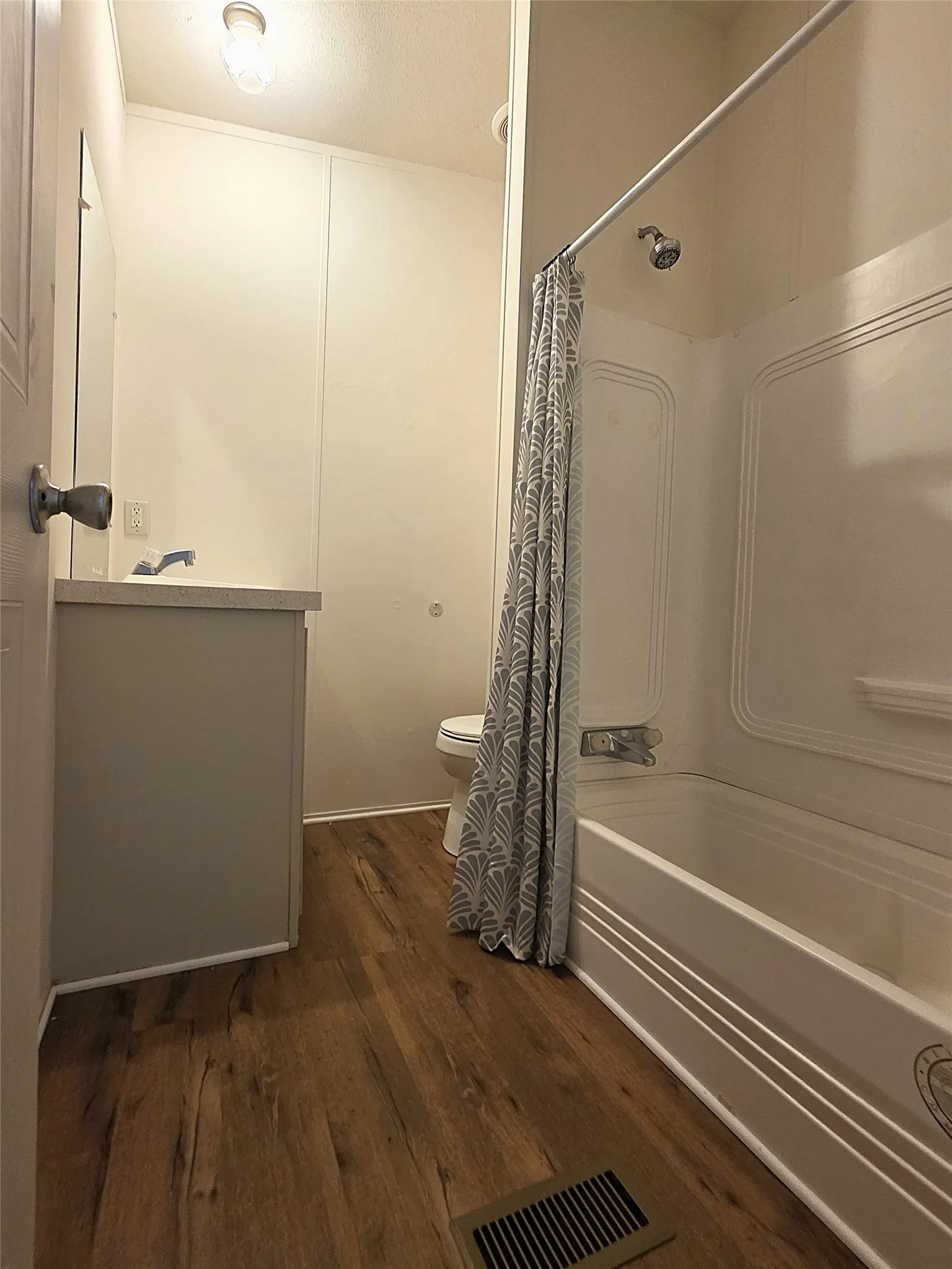 Mobile Home For Sale in Cherokee County , 942 Balmorea Drive, Bullard, Texas 75757, 4 Bedroom, 3 Bathroom, Garage spaces, 2,128 Sqft, built in 2006, mls#21383516, Real Estate Agent in Bullard, Homes For Sale in Cherokee county, Homes For Sale in Bullard, Realtor in Bullard Texas, Real Estate Brokerage Independent Realty Texas, Luminita Cordes Realtor
