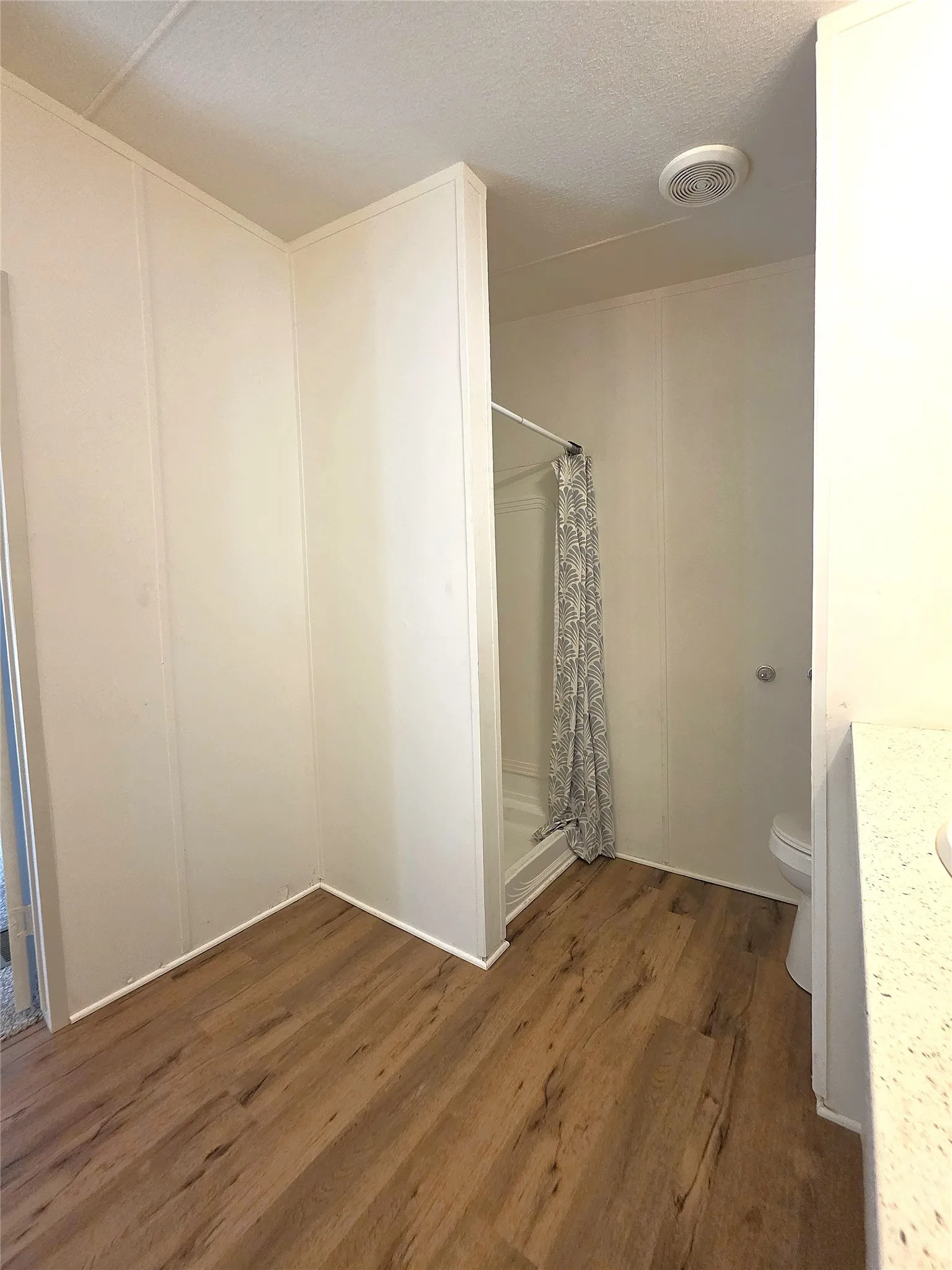 Mobile Home For Sale in Cherokee County , 942 Balmorea Drive, Bullard, Texas 75757, 4 Bedroom, 3 Bathroom, Garage spaces, 2,128 Sqft, built in 2006, mls#21383516, Real Estate Agent in Bullard, Homes For Sale in Cherokee county, Homes For Sale in Bullard, Realtor in Bullard Texas, Real Estate Brokerage Independent Realty Texas, Luminita Cordes Realtor