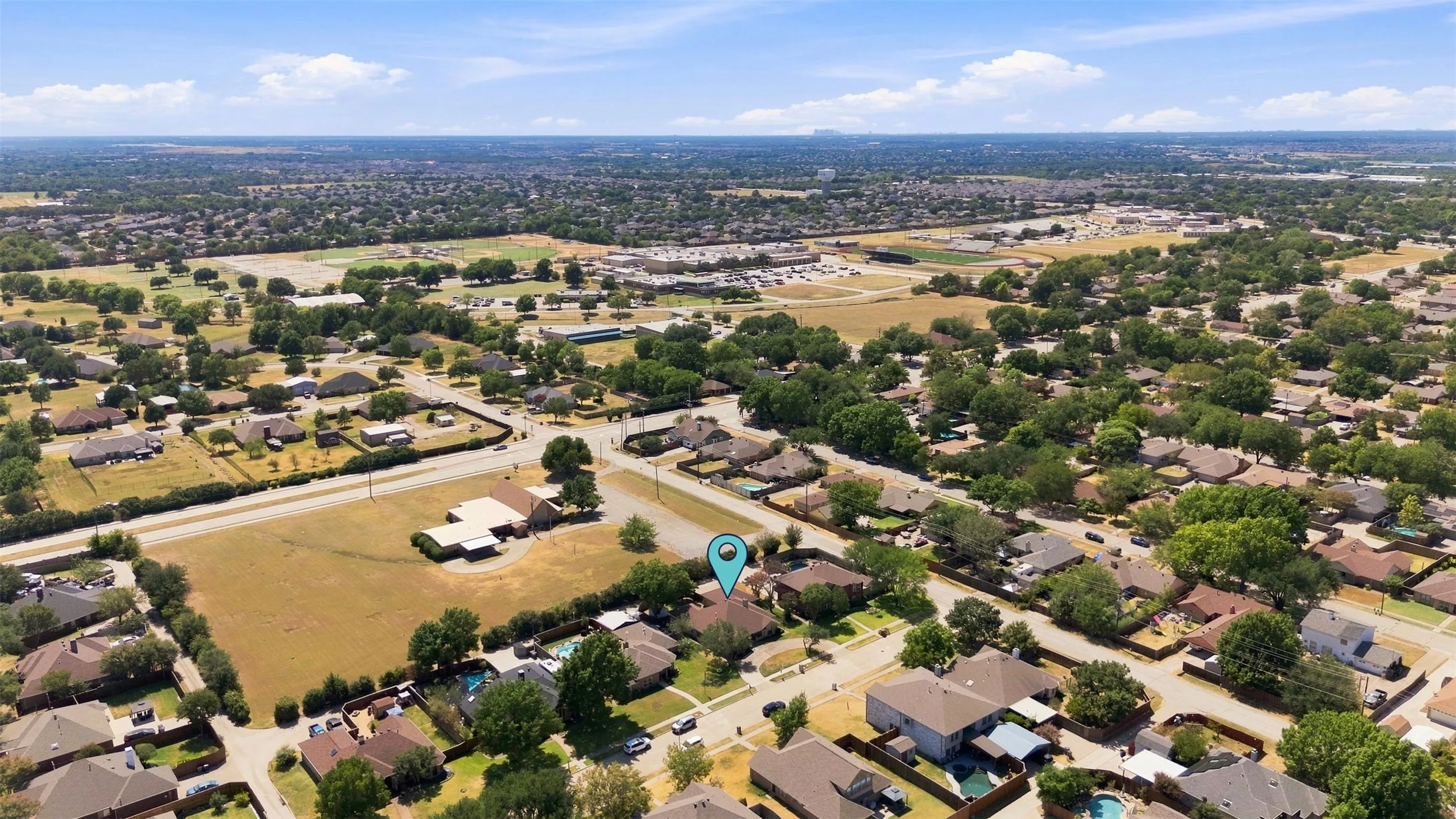 Single Family Residence For Sale in Collin County , 802 Autumn Hill Drive, Wylie, Texas 75098, 3 Bedroom, 3 Bathroom, 2 Garage spaces, 2,195 Sqft, built in 1986, mls#21382306, Real Estate Agent in Wylie, Homes For Sale in Collin county, Homes For Sale in Wylie, Realtor in Wylie Texas, Real Estate Brokerage Independent Realty Texas, Luminita Cordes Realtor