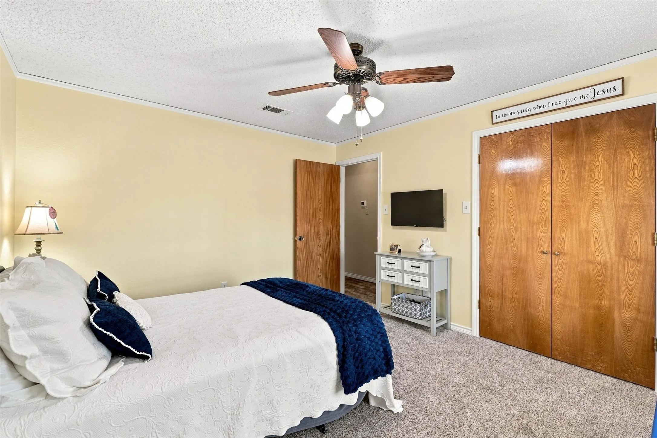 Single Family Residence For Sale in Collin County , 802 Autumn Hill Drive, Wylie, Texas 75098, 3 Bedroom, 3 Bathroom, 2 Garage spaces, 2,195 Sqft, built in 1986, mls#21382306, Real Estate Agent in Wylie, Homes For Sale in Collin county, Homes For Sale in Wylie, Realtor in Wylie Texas, Real Estate Brokerage Independent Realty Texas, Luminita Cordes Realtor