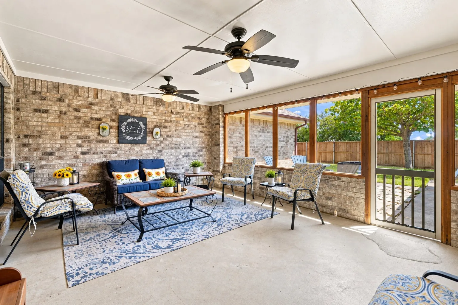 Single Family Residence For Sale in Collin County , 802 Autumn Hill Drive, Wylie, Texas 75098, 3 Bedroom, 3 Bathroom, 2 Garage spaces, 2,195 Sqft, built in 1986, mls#21382306, Real Estate Agent in Wylie, Homes For Sale in Collin county, Homes For Sale in Wylie, Realtor in Wylie Texas, Real Estate Brokerage Independent Realty Texas, Luminita Cordes Realtor