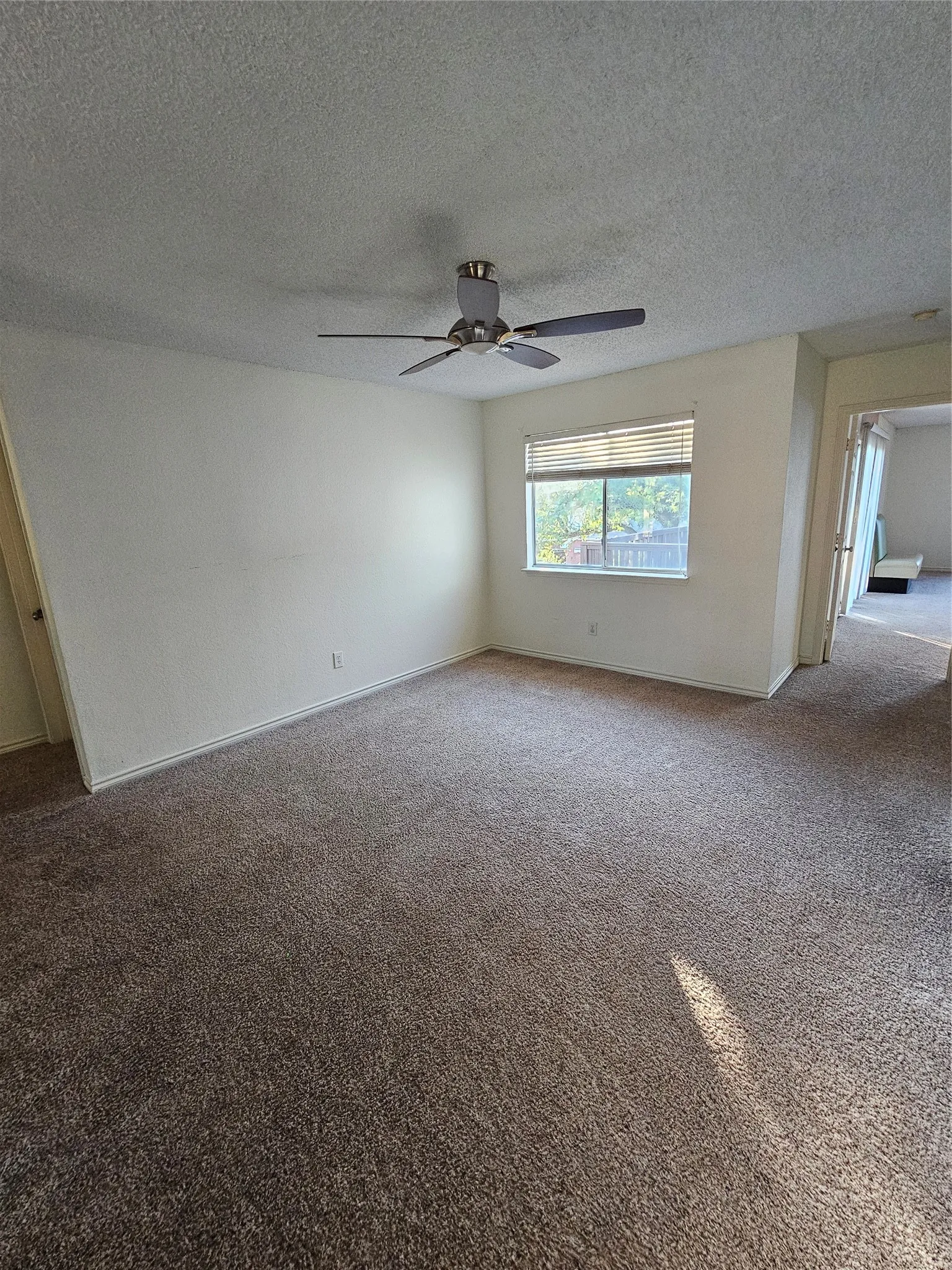 Single Family Residence For Sale in Collin County , 1508 Alamosa Drive, Plano, Texas 75023, 4 Bedroom, 3 Bathroom, 2 Garage spaces, 2,701 Sqft, built in 1990, mls#21383677, Real Estate Agent in Plano, Homes For Sale in Collin county, Homes For Sale in Plano, Realtor in Plano Texas, Real Estate Brokerage Independent Realty Texas, Luminita Cordes Realtor