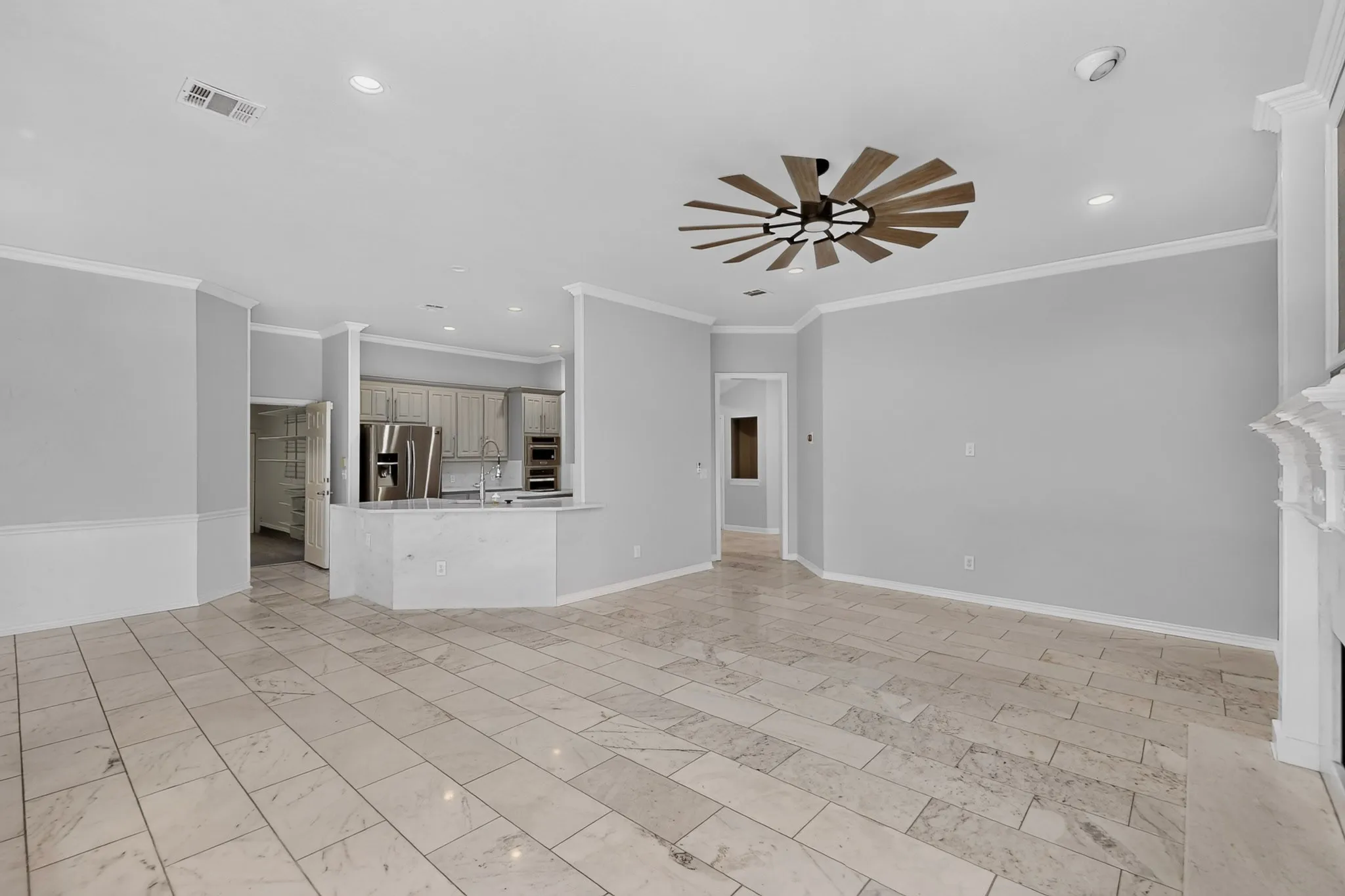 Single Family Residence For Sale in Dallas County , 1814 Forest Meadow Lane, Richardson, Texas 75081, 5 Bedroom, 4 Bathroom, 2 Garage spaces, 3,716 Sqft, built in 1996, mls#21379914, Real Estate Agent in Richardson, Homes For Sale in Dallas county, Homes For Sale in Richardson, Realtor in Richardson Texas, Real Estate Brokerage Independent Realty Texas, Luminita Cordes Realtor
