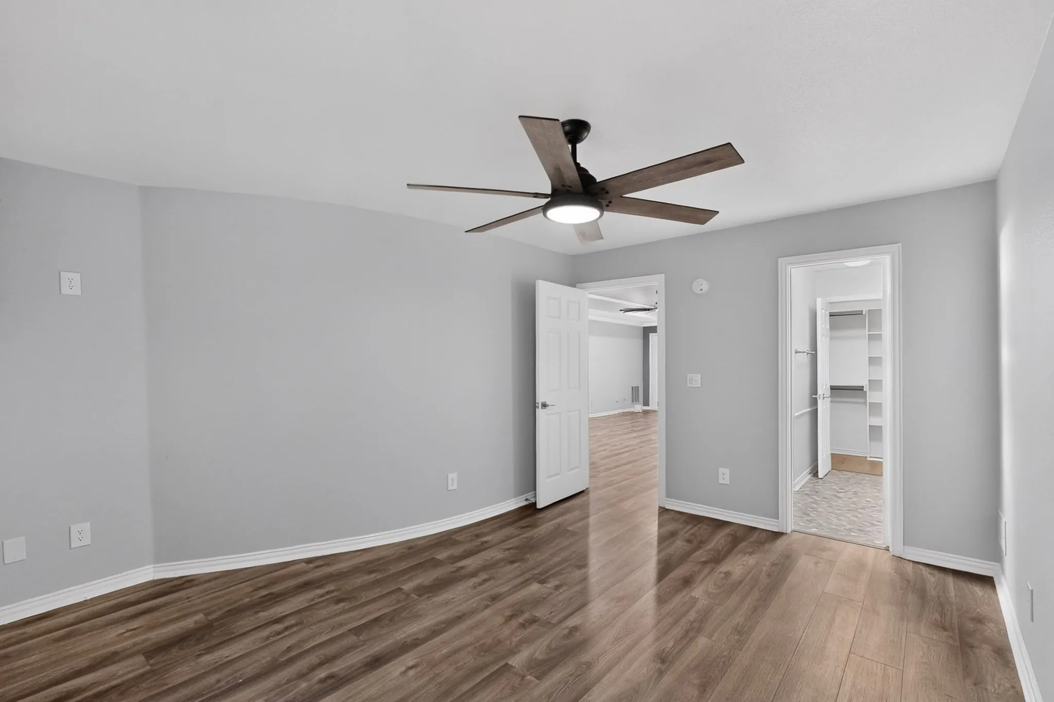 Single Family Residence For Sale in Dallas County , 1814 Forest Meadow Lane, Richardson, Texas 75081, 5 Bedroom, 4 Bathroom, 2 Garage spaces, 3,716 Sqft, built in 1996, mls#21379914, Real Estate Agent in Richardson, Homes For Sale in Dallas county, Homes For Sale in Richardson, Realtor in Richardson Texas, Real Estate Brokerage Independent Realty Texas, Luminita Cordes Realtor