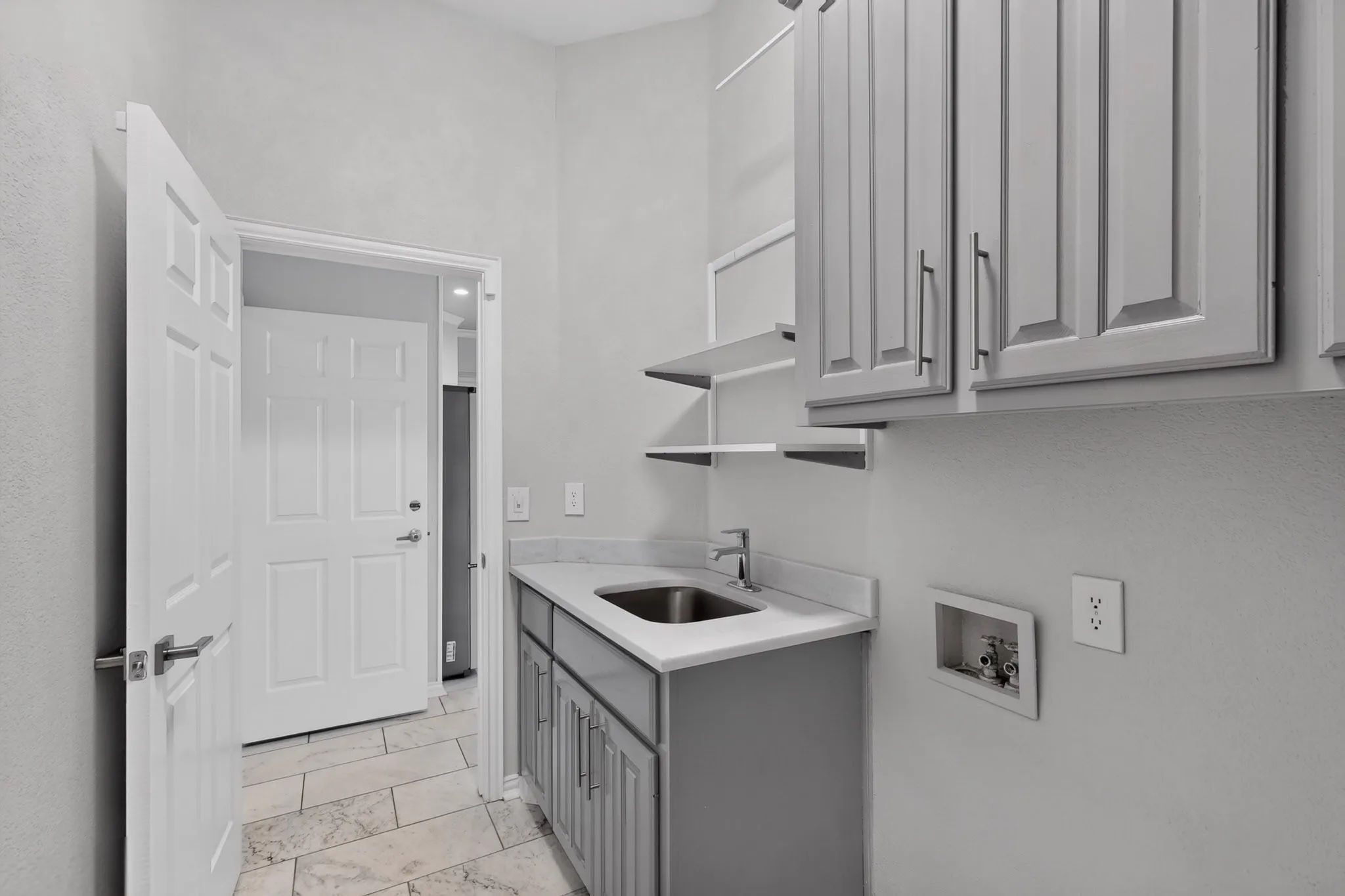 Single Family Residence For Sale in Dallas County , 1814 Forest Meadow Lane, Richardson, Texas 75081, 5 Bedroom, 4 Bathroom, 2 Garage spaces, 3,716 Sqft, built in 1996, mls#21379914, Real Estate Agent in Richardson, Homes For Sale in Dallas county, Homes For Sale in Richardson, Realtor in Richardson Texas, Real Estate Brokerage Independent Realty Texas, Luminita Cordes Realtor