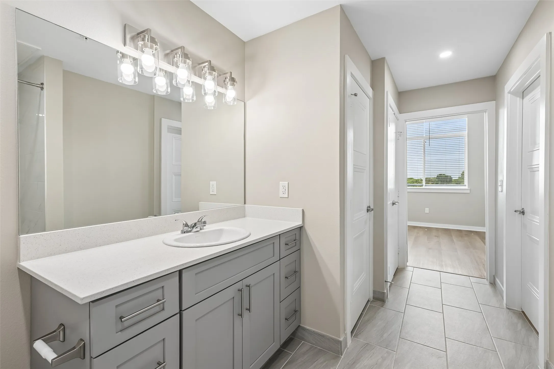 Apartment For Rent in Dallas County , 3522 Main Street 209, Rowlett, Texas 75088, 1 Bedroom, 1 Bathroom, Garage spaces, 12,600 Sqft, built in 2024, mls#21383679, Real Estate Agent in Rowlett, Homes For Rent in Dallas county, Homes For Rent in Rowlett, Realtor in Rowlett Texas, Real Estate Brokerage Independent Realty Texas, Luminita Cordes Realtor