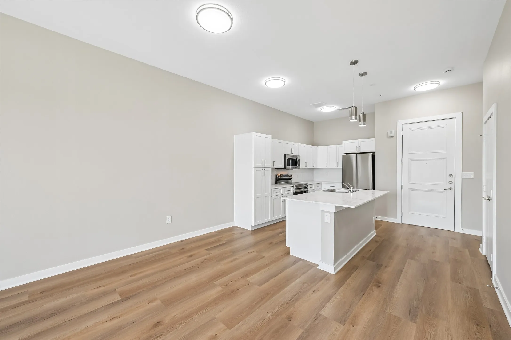 Apartment For Rent in Dallas County , 3522 Main Street 209, Rowlett, Texas 75088, 1 Bedroom, 1 Bathroom, Garage spaces, 12,600 Sqft, built in 2024, mls#21383679, Real Estate Agent in Rowlett, Homes For Rent in Dallas county, Homes For Rent in Rowlett, Realtor in Rowlett Texas, Real Estate Brokerage Independent Realty Texas, Luminita Cordes Realtor