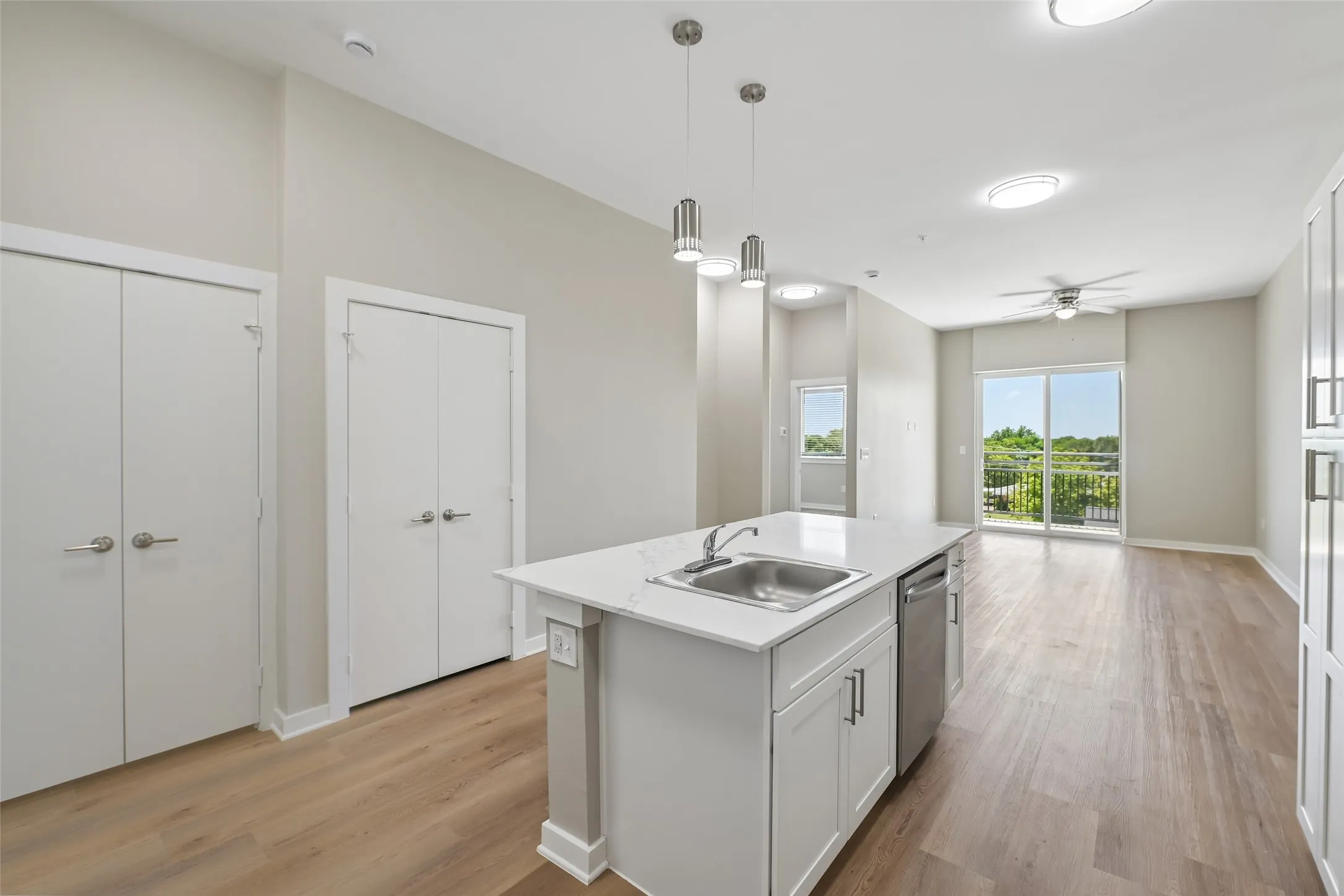 Apartment For Rent in Dallas County , 3522 Main Street 209, Rowlett, Texas 75088, 1 Bedroom, 1 Bathroom, Garage spaces, 12,600 Sqft, built in 2024, mls#21383679, Real Estate Agent in Rowlett, Homes For Rent in Dallas county, Homes For Rent in Rowlett, Realtor in Rowlett Texas, Real Estate Brokerage Independent Realty Texas, Luminita Cordes Realtor