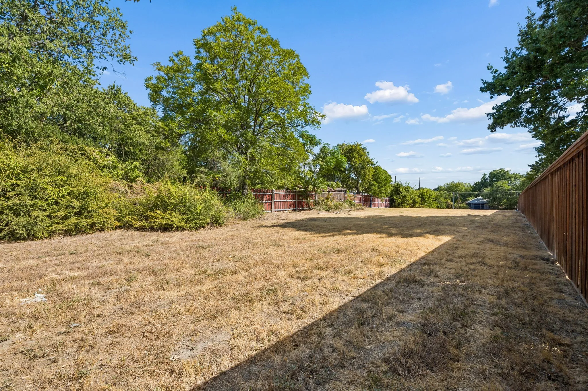 Improved Land For Sale in Dallas County , 1221 Lebanon Avenue, Dallas, Texas 75208, 0, 0, Garage spaces, 0 Sqft, built in 1939, mls#21383696, Real Estate Agent in Dallas, Homes For Sale in Dallas county, Homes For Sale in Dallas, Realtor in Dallas Texas, Real Estate Brokerage Independent Realty Texas, Luminita Cordes Realtor