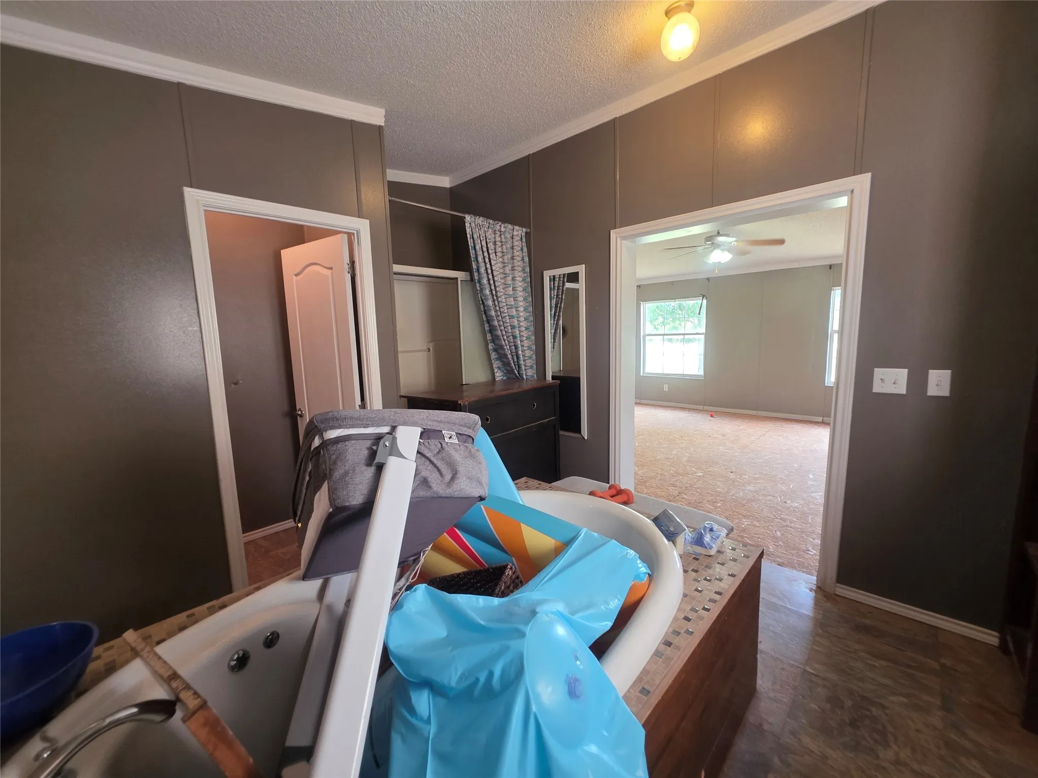 Manufactured Home For Sale in Young County , 160 Jermyn Road, No City, Texas 76459, 3 Bedroom, 2 Bathroom, Garage spaces, 2,304 Sqft, built in 2005, mls#21381321, Real Estate Agent in No City, Homes For Sale in Young county, Homes For Sale in No City, Realtor in No City Texas, Real Estate Brokerage Independent Realty Texas, Luminita Cordes Realtor