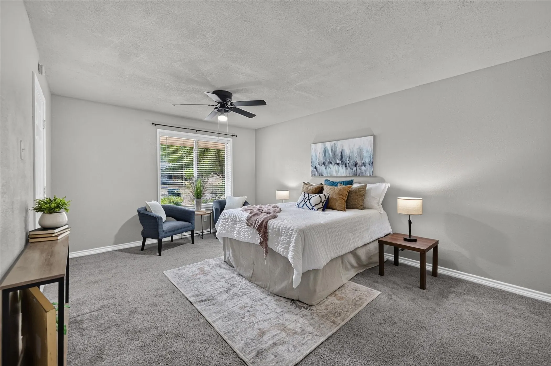 Single Family Residence For Sale in Dallas County , 2817 Royalty Drive, Garland, Texas 75044, 3 Bedroom, 2 Bathroom, 2 Garage spaces, 1,535 Sqft, built in 1976, mls#21382970, Real Estate Agent in Garland, Homes For Sale in Dallas county, Homes For Sale in Garland, Realtor in Garland Texas, Real Estate Brokerage Independent Realty Texas, Luminita Cordes Realtor