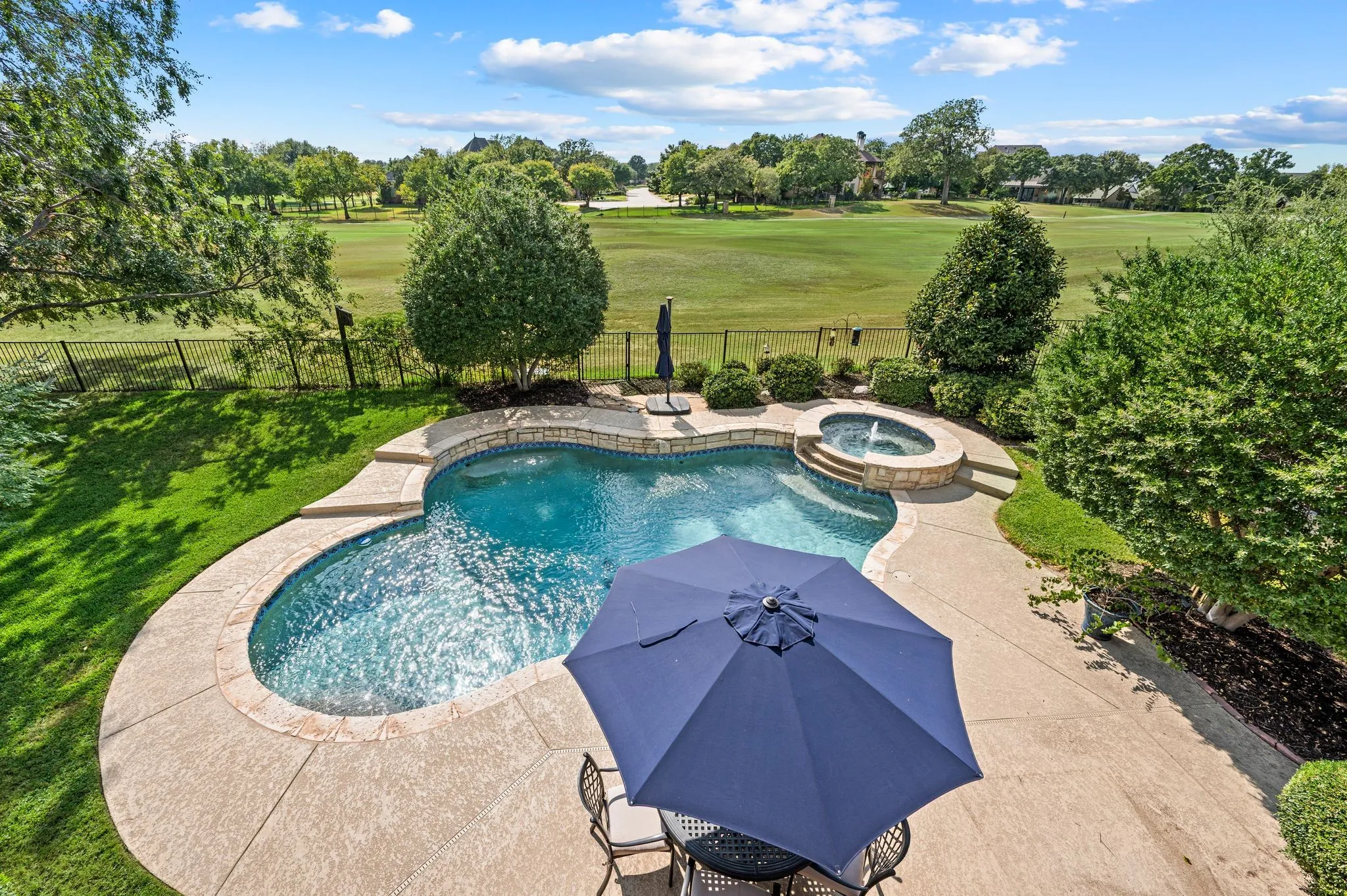 Single Family Residence For Sale in Denton County , 17 Panorama Trail, Trophy Club, Texas 76262, 5 Bedroom, 4 Bathroom, 3 Garage spaces, 3,894 Sqft, built in 1996, mls#21381777, Real Estate Agent in Trophy Club, Homes For Sale in Denton county, Homes For Sale in Trophy Club, Realtor in Trophy Club Texas, Real Estate Brokerage Independent Realty Texas, Luminita Cordes Realtor