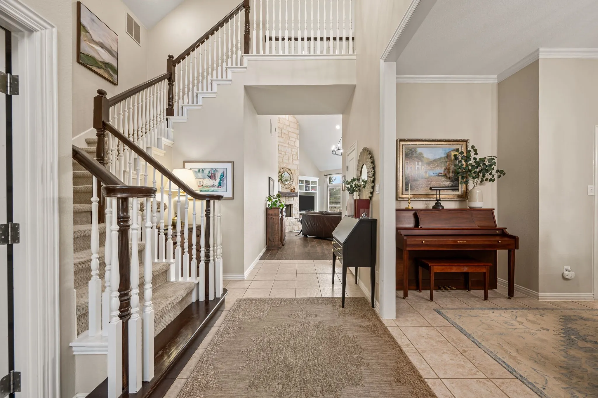 Single Family Residence For Sale in Denton County , 17 Panorama Trail, Trophy Club, Texas 76262, 5 Bedroom, 4 Bathroom, 3 Garage spaces, 3,894 Sqft, built in 1996, mls#21381777, Real Estate Agent in Trophy Club, Homes For Sale in Denton county, Homes For Sale in Trophy Club, Realtor in Trophy Club Texas, Real Estate Brokerage Independent Realty Texas, Luminita Cordes Realtor