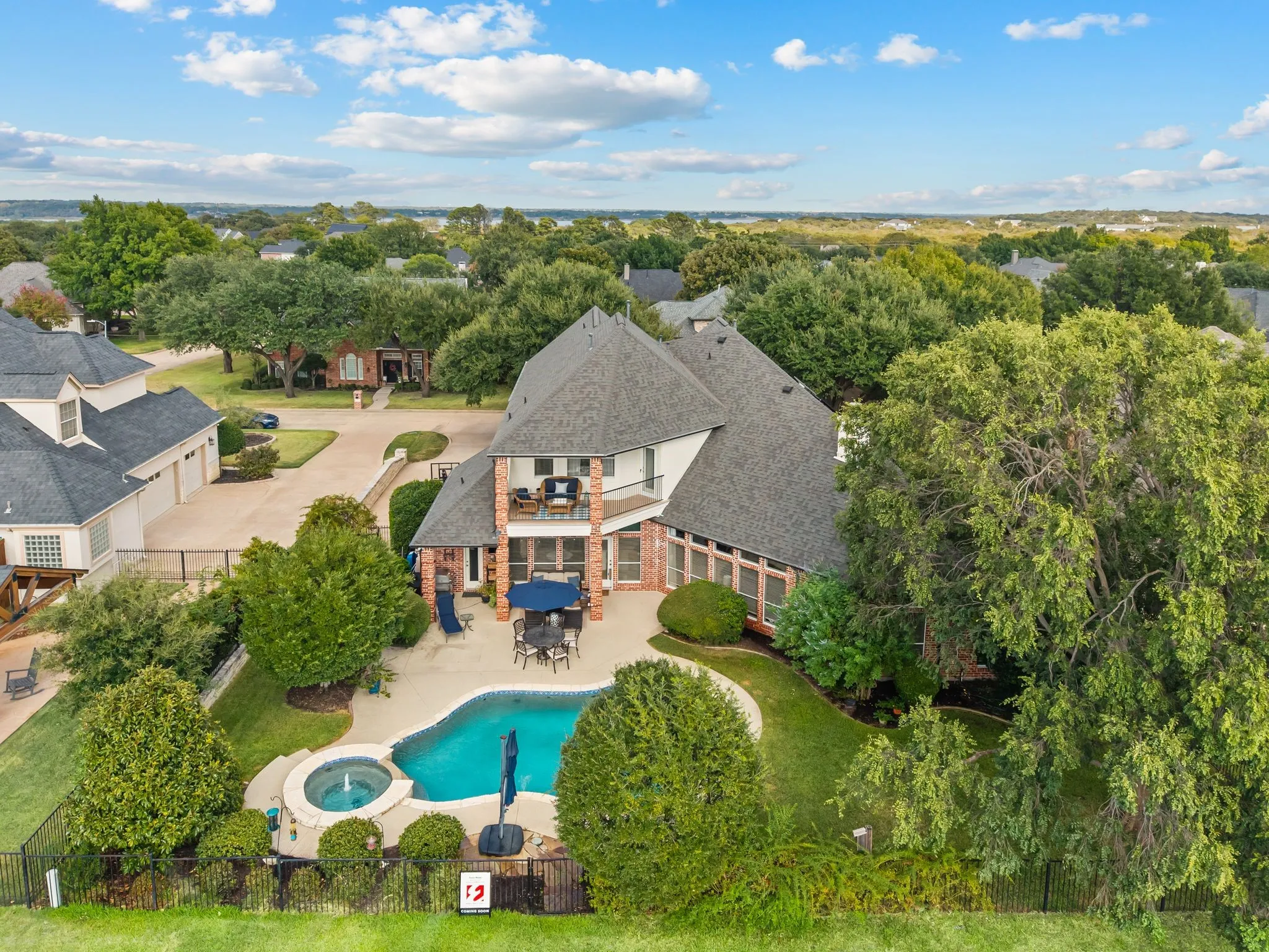 Single Family Residence For Sale in Denton County , 17 Panorama Trail, Trophy Club, Texas 76262, 5 Bedroom, 4 Bathroom, 3 Garage spaces, 3,894 Sqft, built in 1996, mls#21381777, Real Estate Agent in Trophy Club, Homes For Sale in Denton county, Homes For Sale in Trophy Club, Realtor in Trophy Club Texas, Real Estate Brokerage Independent Realty Texas, Luminita Cordes Realtor