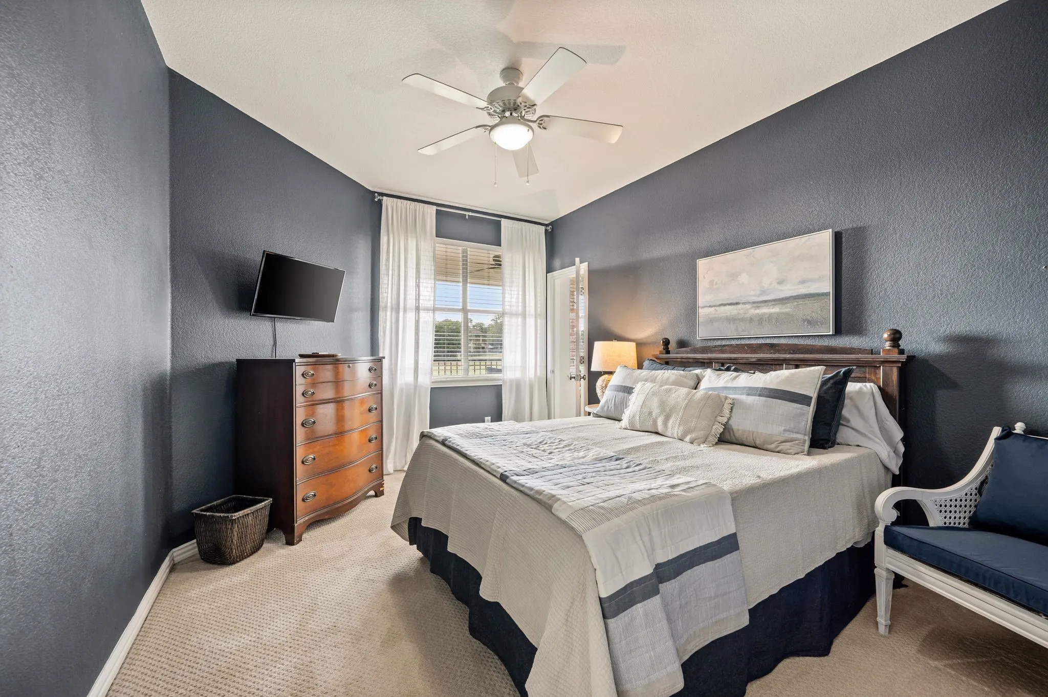 Single Family Residence For Sale in Denton County , 17 Panorama Trail, Trophy Club, Texas 76262, 5 Bedroom, 4 Bathroom, 3 Garage spaces, 3,894 Sqft, built in 1996, mls#21381777, Real Estate Agent in Trophy Club, Homes For Sale in Denton county, Homes For Sale in Trophy Club, Realtor in Trophy Club Texas, Real Estate Brokerage Independent Realty Texas, Luminita Cordes Realtor