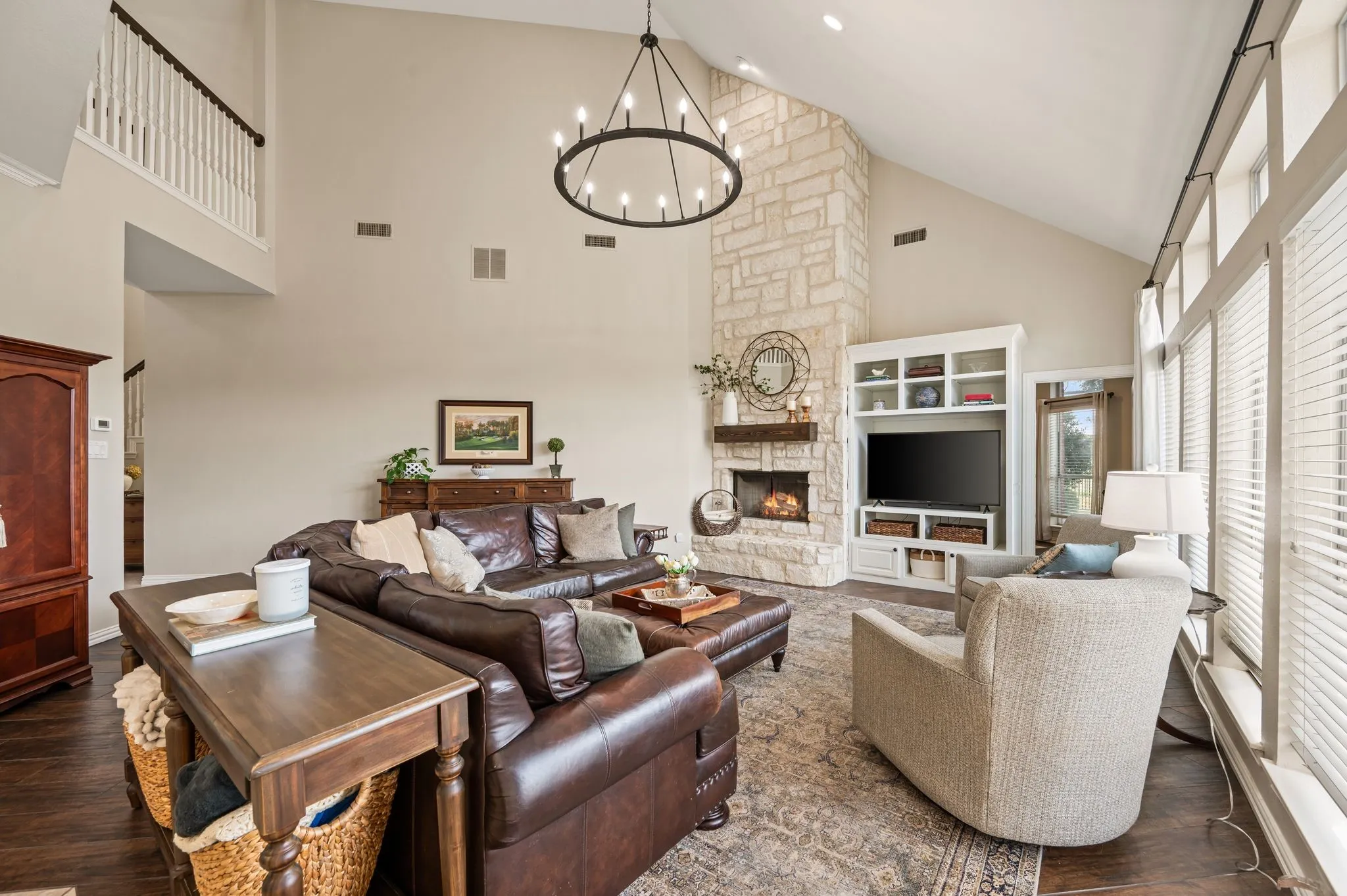 Single Family Residence For Sale in Denton County , 17 Panorama Trail, Trophy Club, Texas 76262, 5 Bedroom, 4 Bathroom, 3 Garage spaces, 3,894 Sqft, built in 1996, mls#21381777, Real Estate Agent in Trophy Club, Homes For Sale in Denton county, Homes For Sale in Trophy Club, Realtor in Trophy Club Texas, Real Estate Brokerage Independent Realty Texas, Luminita Cordes Realtor
