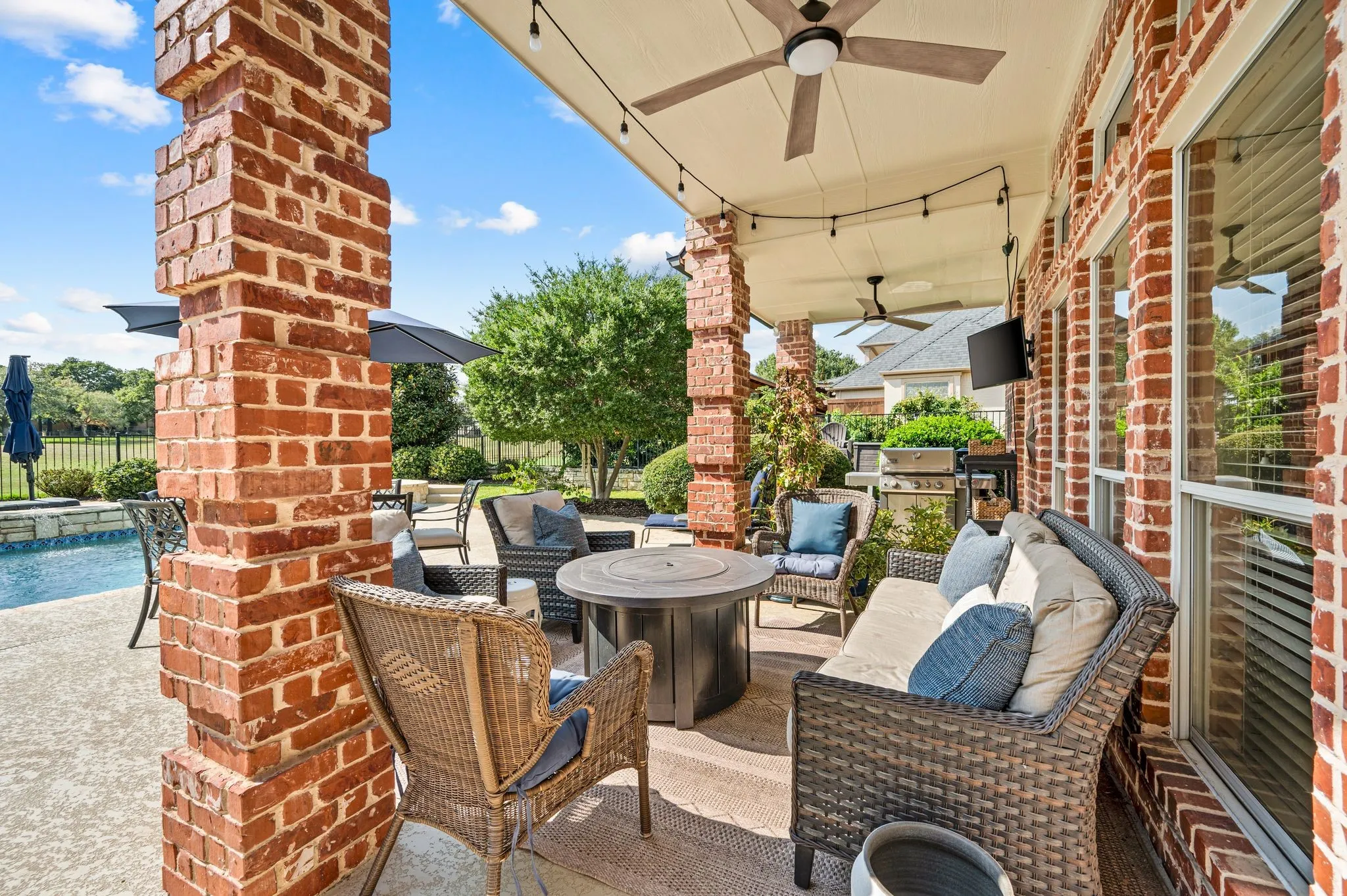 Single Family Residence For Sale in Denton County , 17 Panorama Trail, Trophy Club, Texas 76262, 5 Bedroom, 4 Bathroom, 3 Garage spaces, 3,894 Sqft, built in 1996, mls#21381777, Real Estate Agent in Trophy Club, Homes For Sale in Denton county, Homes For Sale in Trophy Club, Realtor in Trophy Club Texas, Real Estate Brokerage Independent Realty Texas, Luminita Cordes Realtor