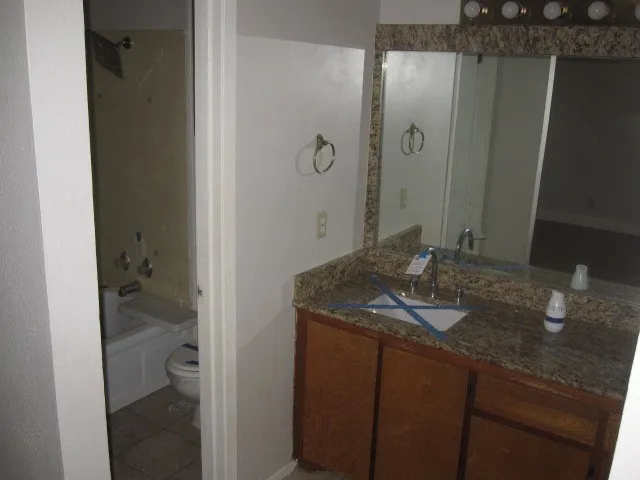 Single Family Residence For Sale in Cooke County , 411 Ashland Drive, Gainesville, Texas 76240, 4 Bedroom, 2 Bathroom, Garage spaces, 1,383 Sqft, built in 1980, mls#21383707, Real Estate Agent in Gainesville, Homes For Sale in Cooke county, Homes For Sale in Gainesville, Realtor in Gainesville Texas, Real Estate Brokerage Independent Realty Texas, Luminita Cordes Realtor