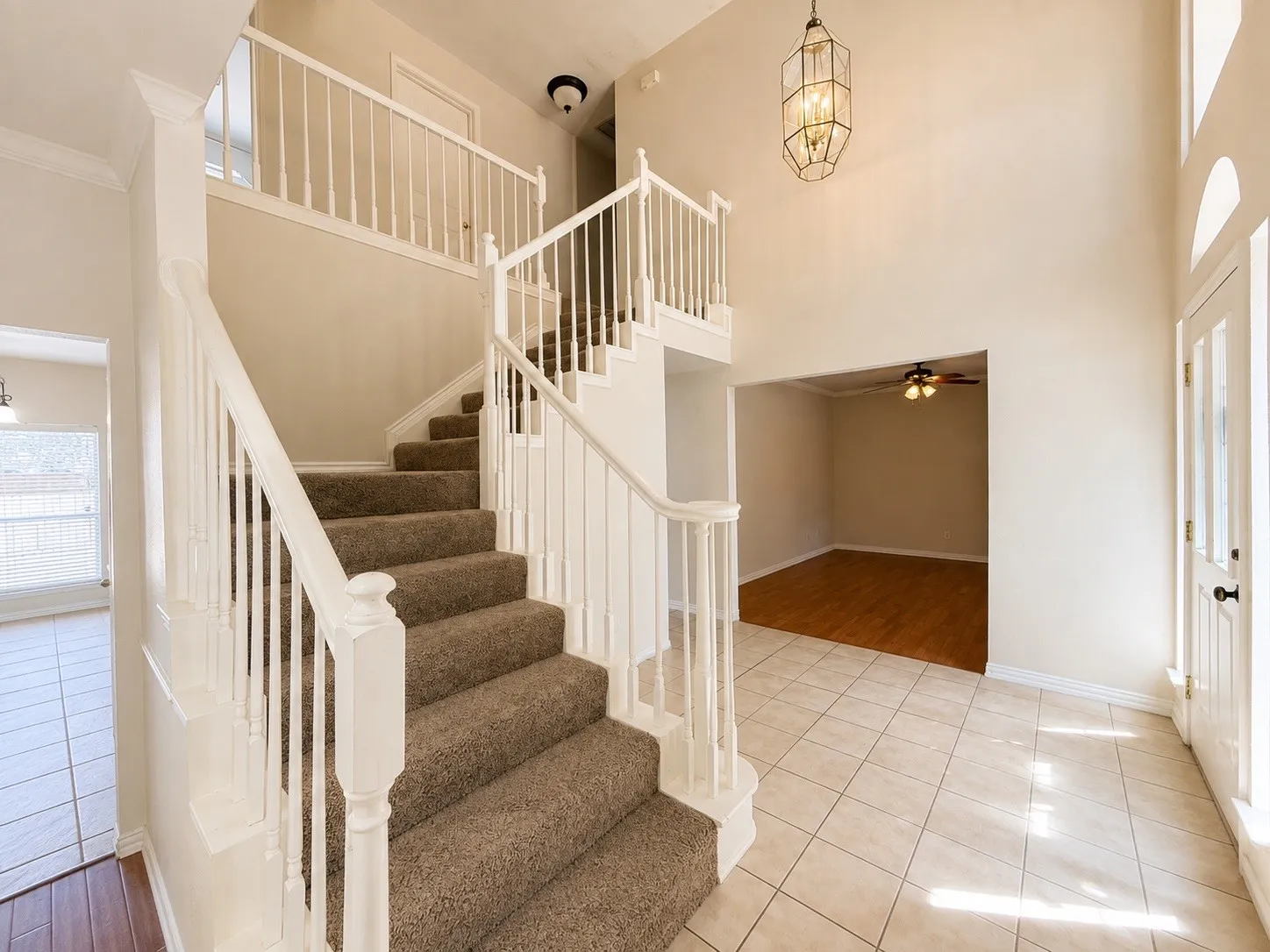 Single Family Residence For Rent in Collin County , 709 Ridgemont Drive, Allen, Texas 75002, 4 Bedroom, 3 Bathroom, 2 Garage spaces, 2,155 Sqft, built in 1991, mls#21362027, Real Estate Agent in Allen, Homes For Rent in Collin county, Homes For Rent in Allen, Realtor in Allen Texas, Real Estate Brokerage Independent Realty Texas, Luminita Cordes Realtor