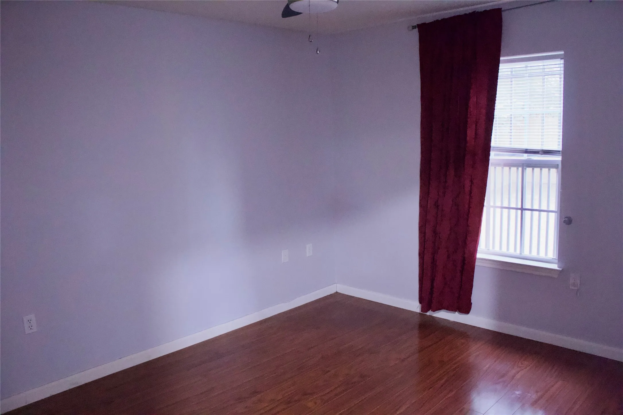 Single Family Residence For Rent in Dallas County , 1730 Nomas Street, Dallas, Texas 75212, 3 Bedroom, 2 Bathroom, 1 Garage spaces, 1,200 Sqft, built in 2008, mls#21383717, Real Estate Agent in Dallas, Homes For Rent in Dallas county, Homes For Rent in Dallas, Realtor in Dallas Texas, Real Estate Brokerage Independent Realty Texas, Luminita Cordes Realtor