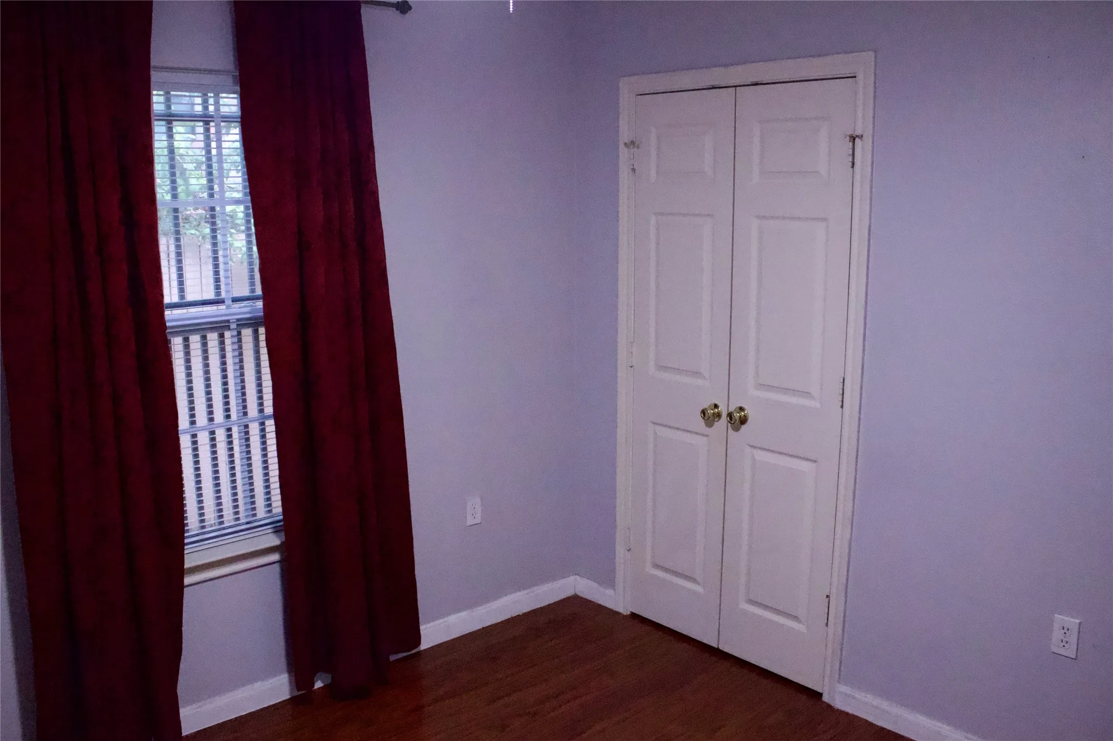 Single Family Residence For Rent in Dallas County , 1730 Nomas Street, Dallas, Texas 75212, 3 Bedroom, 2 Bathroom, 1 Garage spaces, 1,200 Sqft, built in 2008, mls#21383717, Real Estate Agent in Dallas, Homes For Rent in Dallas county, Homes For Rent in Dallas, Realtor in Dallas Texas, Real Estate Brokerage Independent Realty Texas, Luminita Cordes Realtor