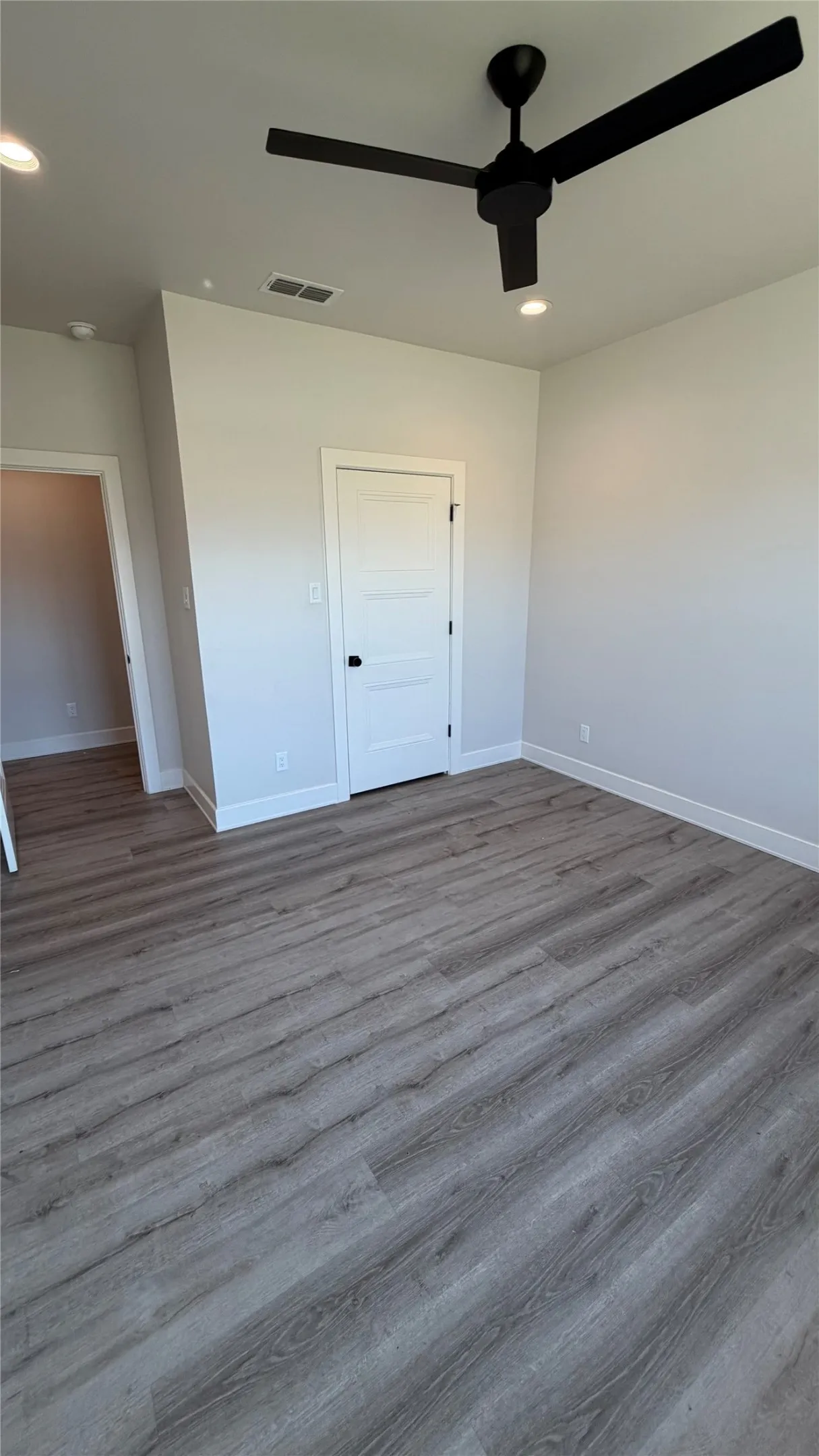 FRONT BEDROOM 1