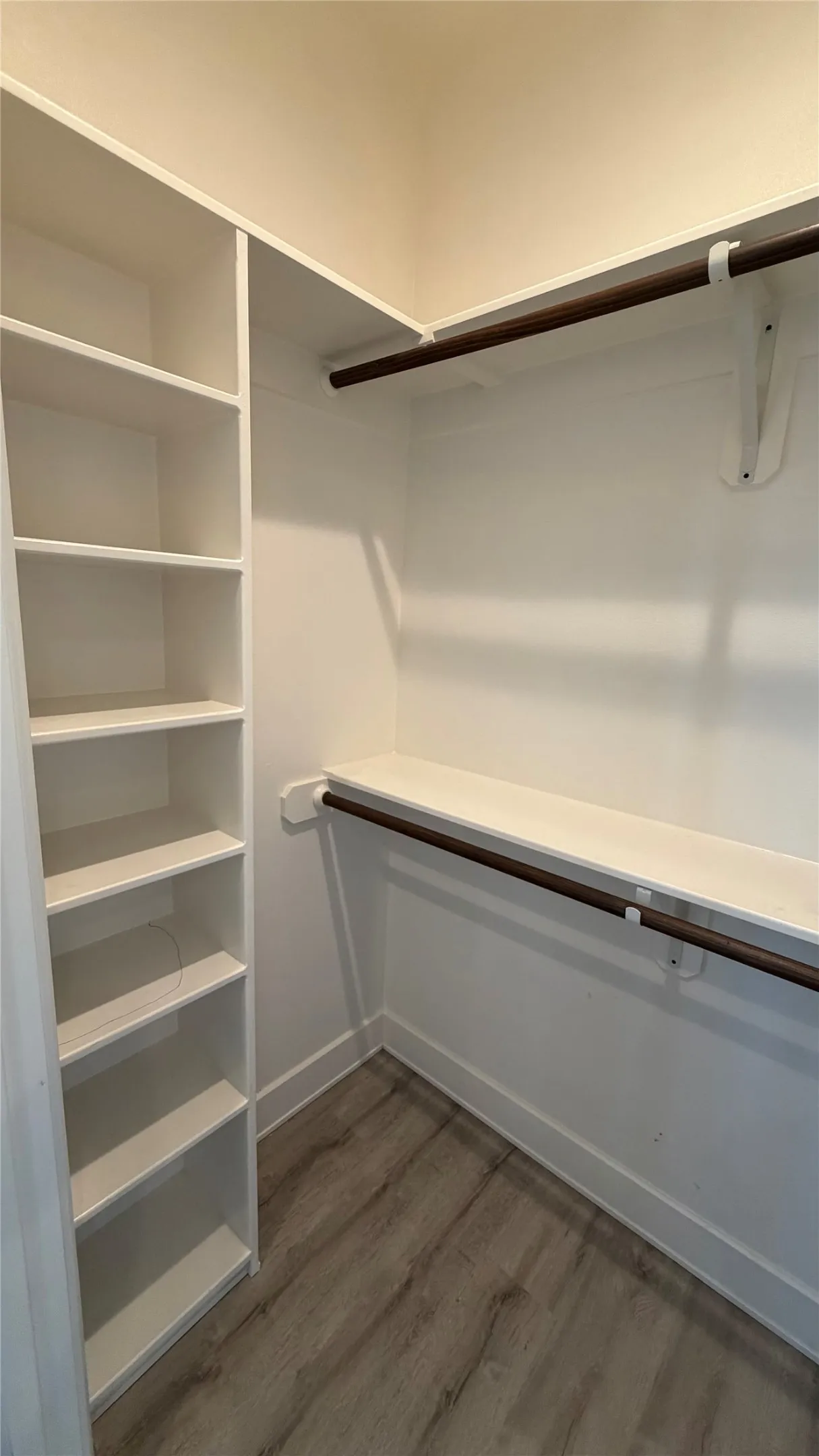 CLOSET BED 2