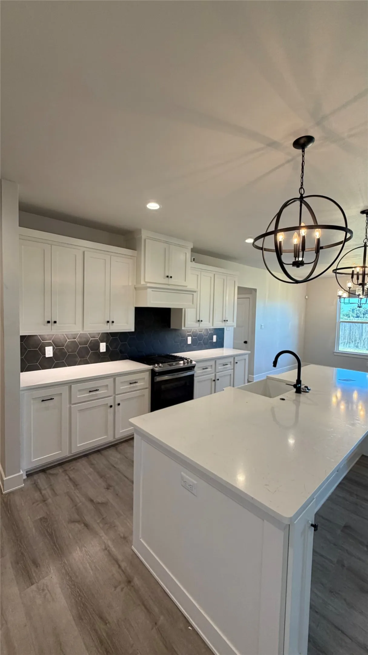 Single Family Residence For Rent in Taylor County , 5014 Cranbrook Drive, Abilene, Texas 79606, 4 Bedroom, 3 Bathroom, 2 Garage spaces, 2,396 Sqft, built in 2022, mls#21383405, Real Estate Agent in Abilene, Homes For Rent in Taylor county, Homes For Rent in Abilene, Realtor in Abilene Texas, Real Estate Brokerage Independent Realty Texas, Luminita Cordes Realtor