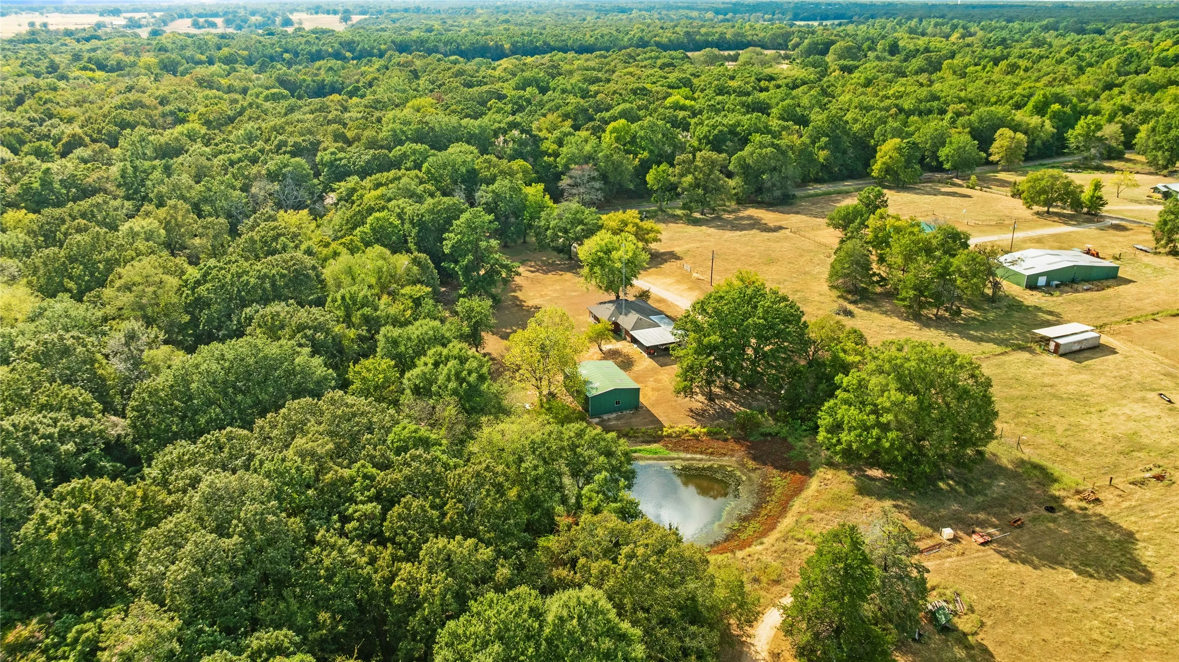 Single Family Residence For Sale in Lamar County , 1965 County Road 44250, Powderly, Texas 75473, 3 Bedroom, 2 Bathroom, Garage spaces, 1,600 Sqft, built in 1984, mls#21381122, Real Estate Agent in Powderly, Homes For Sale in Lamar county, Homes For Sale in Powderly, Realtor in Powderly Texas, Real Estate Brokerage Independent Realty Texas, Luminita Cordes Realtor
