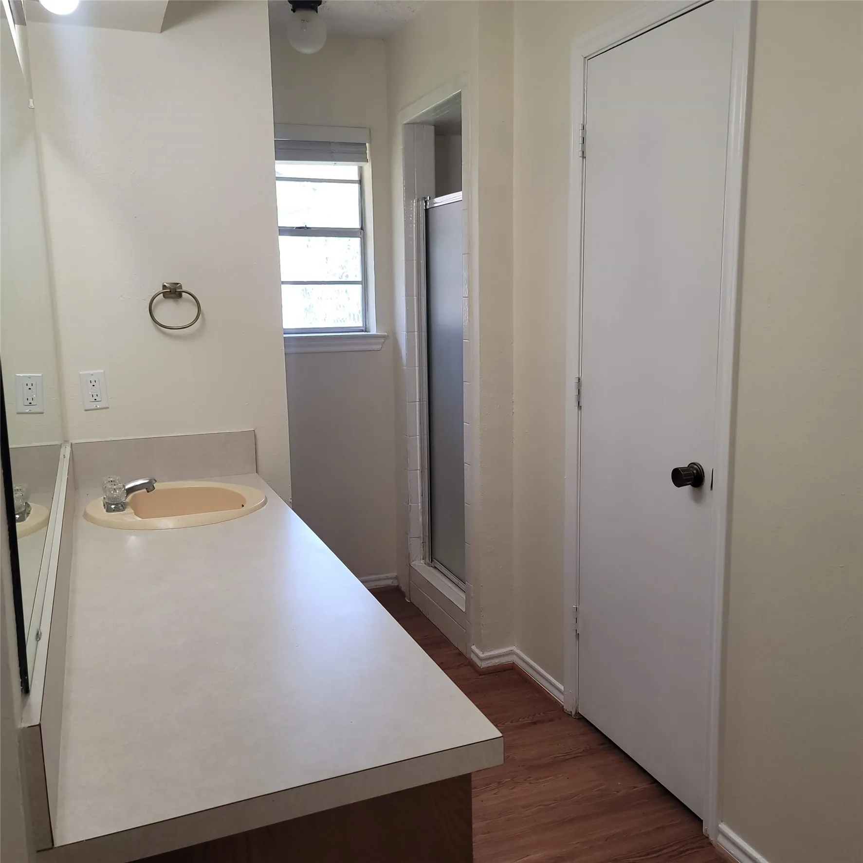 Single Family Residence For Rent in Ellis County , 615 Arleta Lane, Ennis, Texas 75119, 3 Bedroom, 2 Bathroom, 2 Garage spaces, 1,307 Sqft, built in 1981, mls#21383726, Real Estate Agent in Ennis, Homes For Rent in Ellis county, Homes For Rent in Ennis, Realtor in Ennis Texas, Real Estate Brokerage Independent Realty Texas, Luminita Cordes Realtor