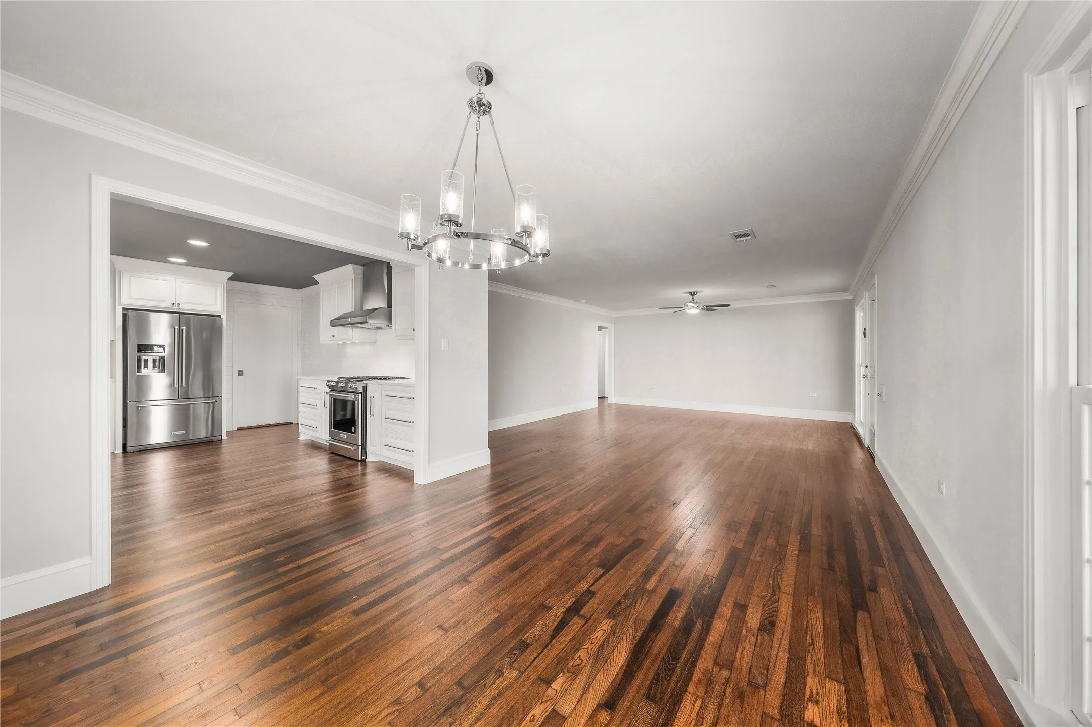 Single Family Residence For Sale in Mc Lennan County , 3306 Cumberland Avenue, Waco, Texas 76707, 2 Bedroom, 2 Bathroom, 4 Garage spaces, 1,635 Sqft, built in 1949, mls#21383409, Real Estate Agent in Waco, Homes For Sale in Mc Lennan county, Homes For Sale in Waco, Realtor in Waco Texas, Real Estate Brokerage Independent Realty Texas, Luminita Cordes Realtor