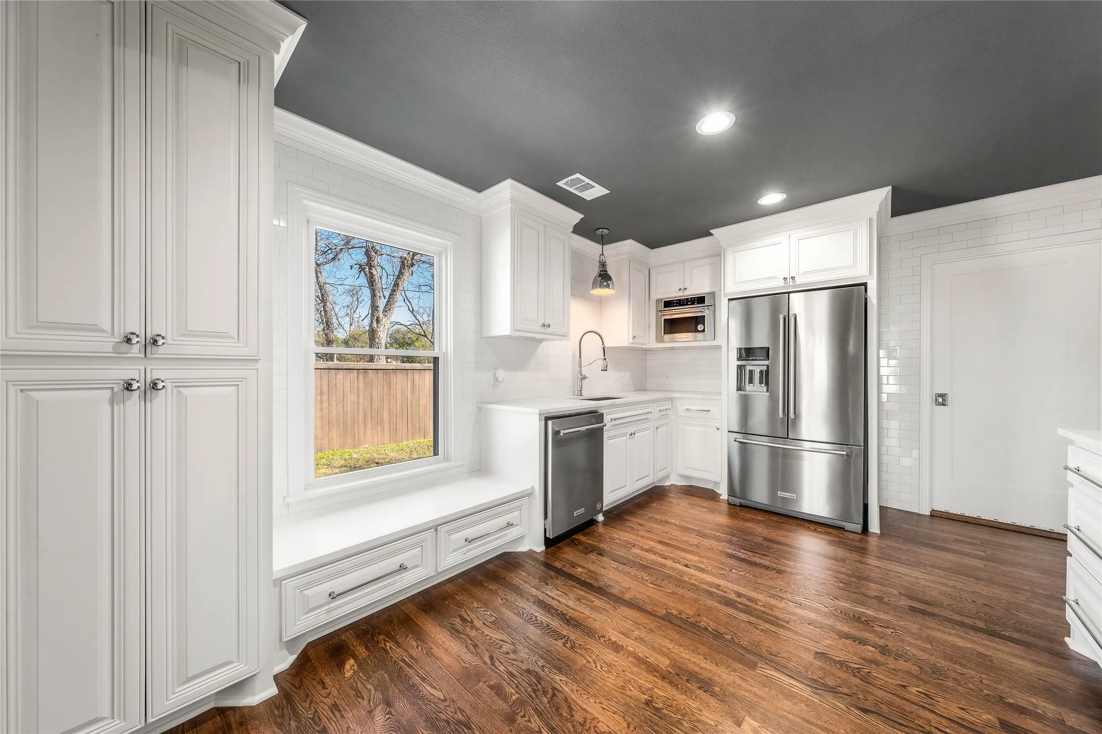 Single Family Residence For Sale in Mc Lennan County , 3306 Cumberland Avenue, Waco, Texas 76707, 2 Bedroom, 2 Bathroom, 4 Garage spaces, 1,635 Sqft, built in 1949, mls#21383409, Real Estate Agent in Waco, Homes For Sale in Mc Lennan county, Homes For Sale in Waco, Realtor in Waco Texas, Real Estate Brokerage Independent Realty Texas, Luminita Cordes Realtor