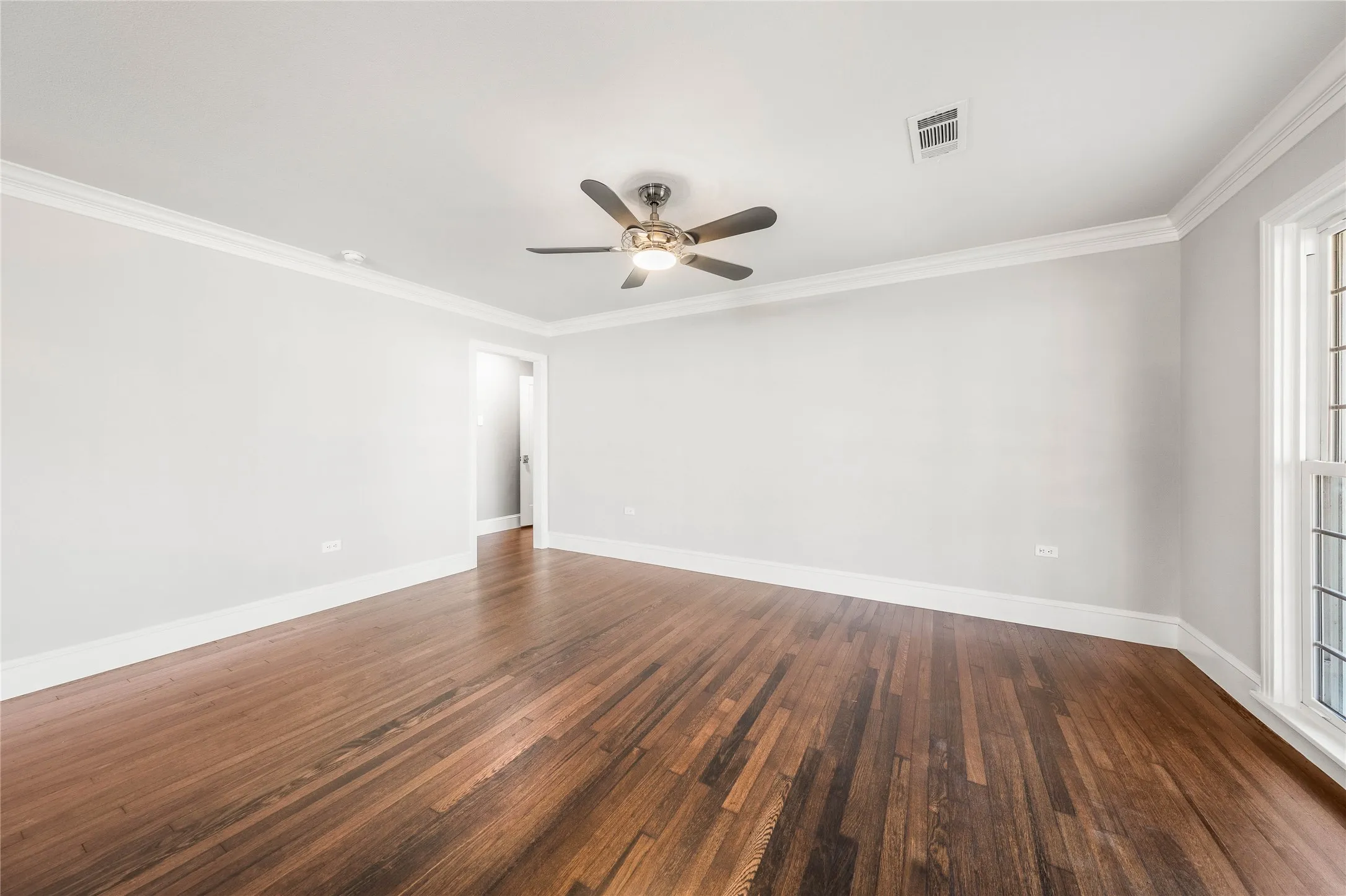 Single Family Residence For Sale in Mc Lennan County , 3306 Cumberland Avenue, Waco, Texas 76707, 2 Bedroom, 2 Bathroom, 4 Garage spaces, 1,635 Sqft, built in 1949, mls#21383409, Real Estate Agent in Waco, Homes For Sale in Mc Lennan county, Homes For Sale in Waco, Realtor in Waco Texas, Real Estate Brokerage Independent Realty Texas, Luminita Cordes Realtor