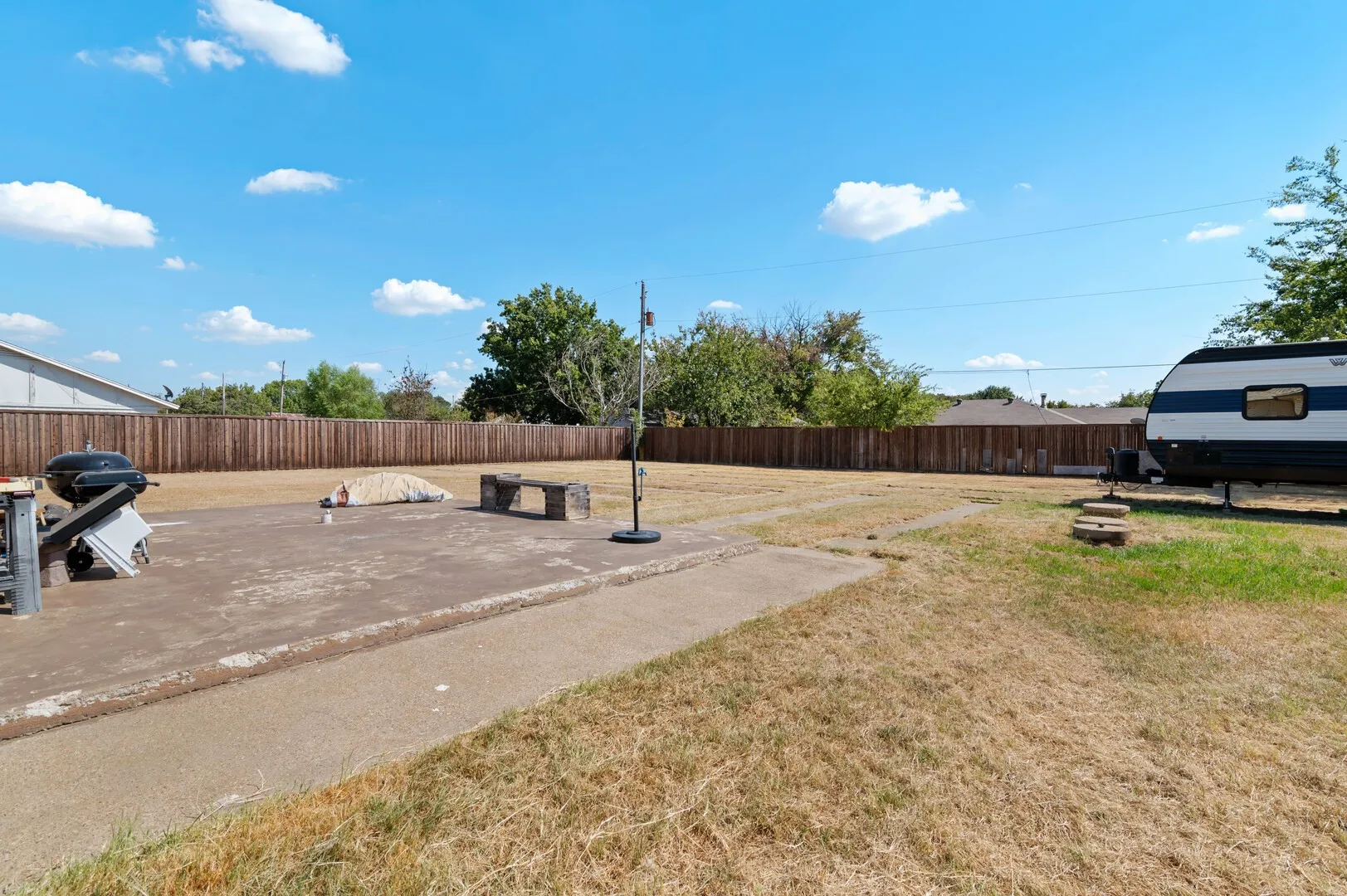 Single Family Residence For Sale in Denton County , 509 Brumley Road, Krugerville, Texas 76227, 3 Bedroom, 2 Bathroom, 2 Garage spaces, 1,512 Sqft, built in 1996, mls#21383732, Real Estate Agent in Krugerville, Homes For Sale in Denton county, Homes For Sale in Krugerville, Realtor in Krugerville Texas, Real Estate Brokerage Independent Realty Texas, Luminita Cordes Realtor