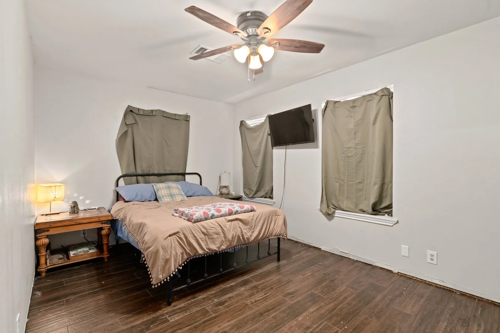 Single Family Residence For Sale in Denton County , 509 Brumley Road, Krugerville, Texas 76227, 3 Bedroom, 2 Bathroom, 2 Garage spaces, 1,512 Sqft, built in 1996, mls#21383732, Real Estate Agent in Krugerville, Homes For Sale in Denton county, Homes For Sale in Krugerville, Realtor in Krugerville Texas, Real Estate Brokerage Independent Realty Texas, Luminita Cordes Realtor