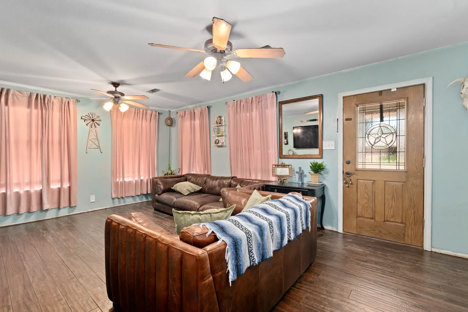 Single Family Residence For Sale in Denton County , 509 Brumley Road, Krugerville, Texas 76227, 3 Bedroom, 2 Bathroom, 2 Garage spaces, 1,512 Sqft, built in 1996, mls#21383732, Real Estate Agent in Krugerville, Homes For Sale in Denton county, Homes For Sale in Krugerville, Realtor in Krugerville Texas, Real Estate Brokerage Independent Realty Texas, Luminita Cordes Realtor