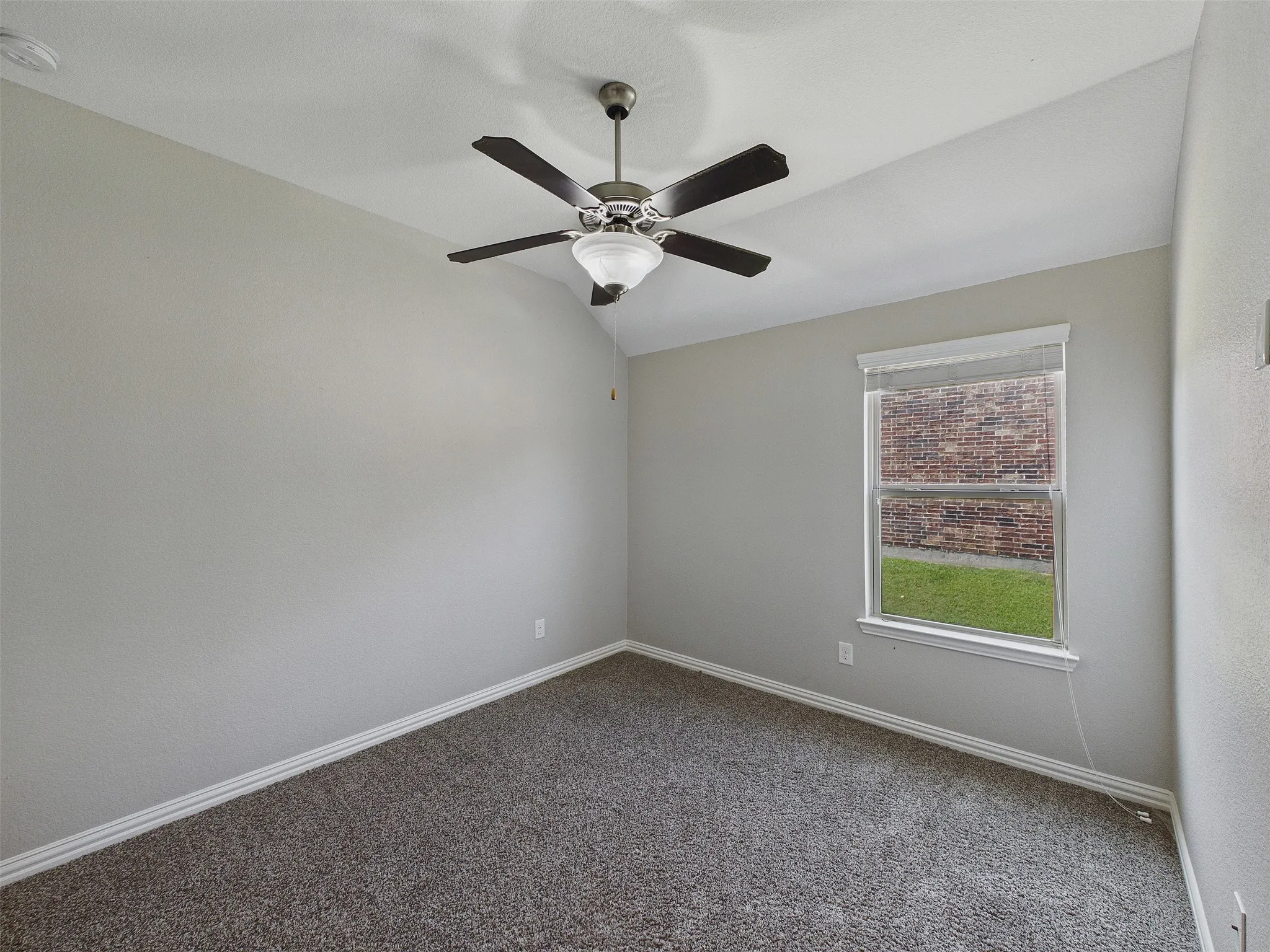 Single Family Residence For Sale in Denton County , 1341 Palestine Drive, Prosper, Texas 75078, 4 Bedroom, 2 Bathroom, 2 Garage spaces, 2,063 Sqft, built in 2015, mls#21382389, Real Estate Agent in Prosper, Homes For Sale in Denton county, Homes For Sale in Prosper, Realtor in Prosper Texas, Real Estate Brokerage Independent Realty Texas, Luminita Cordes Realtor
