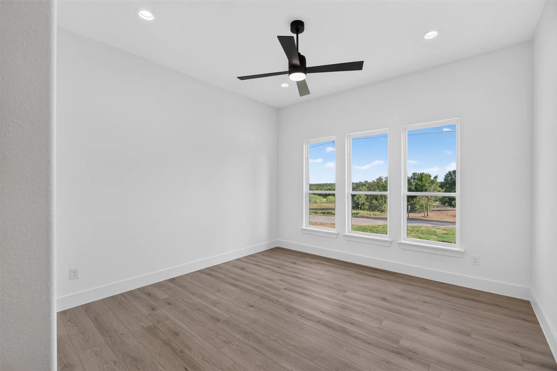 Single Family Residence For Sale in Johnson County , 2821 Private Access Road 73107, Burleson, Texas 76028, 4 Bedroom, 4 Bathroom, 3 Garage spaces, 3,338 Sqft, built in 2026, mls#21383099, Real Estate Agent in Burleson, Homes For Sale in Johnson county, Homes For Sale in Burleson, Realtor in Burleson Texas, Real Estate Brokerage Independent Realty Texas, Luminita Cordes Realtor