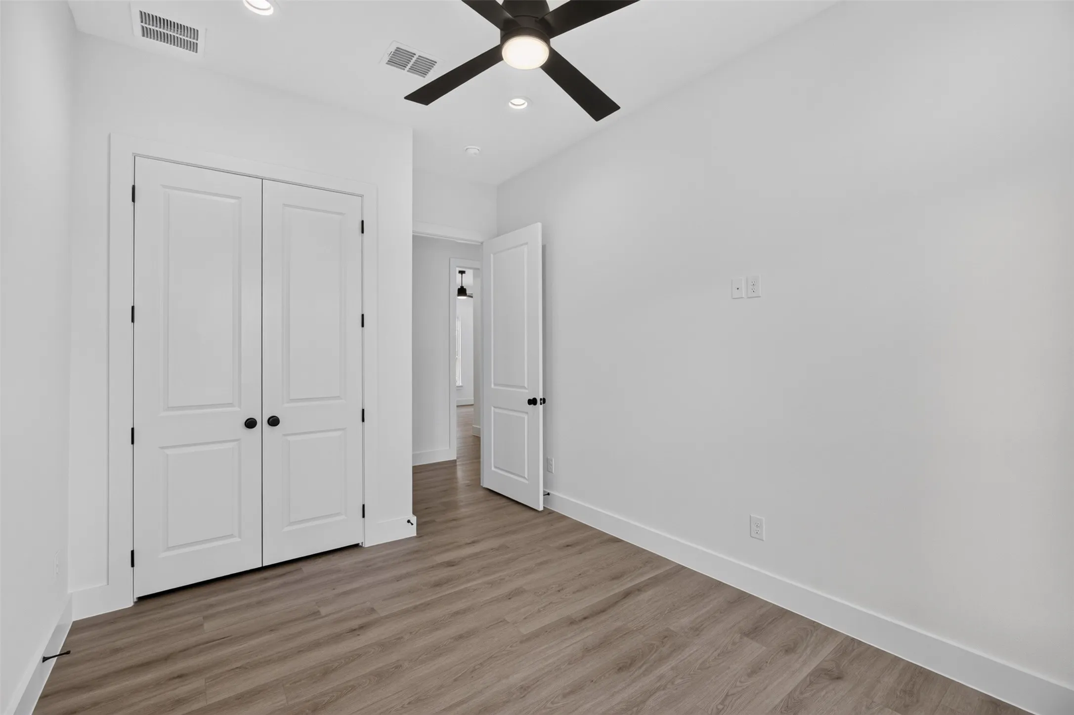 Single Family Residence For Sale in Johnson County , 2821 Private Access Road 73107, Burleson, Texas 76028, 4 Bedroom, 4 Bathroom, 3 Garage spaces, 3,338 Sqft, built in 2026, mls#21383099, Real Estate Agent in Burleson, Homes For Sale in Johnson county, Homes For Sale in Burleson, Realtor in Burleson Texas, Real Estate Brokerage Independent Realty Texas, Luminita Cordes Realtor