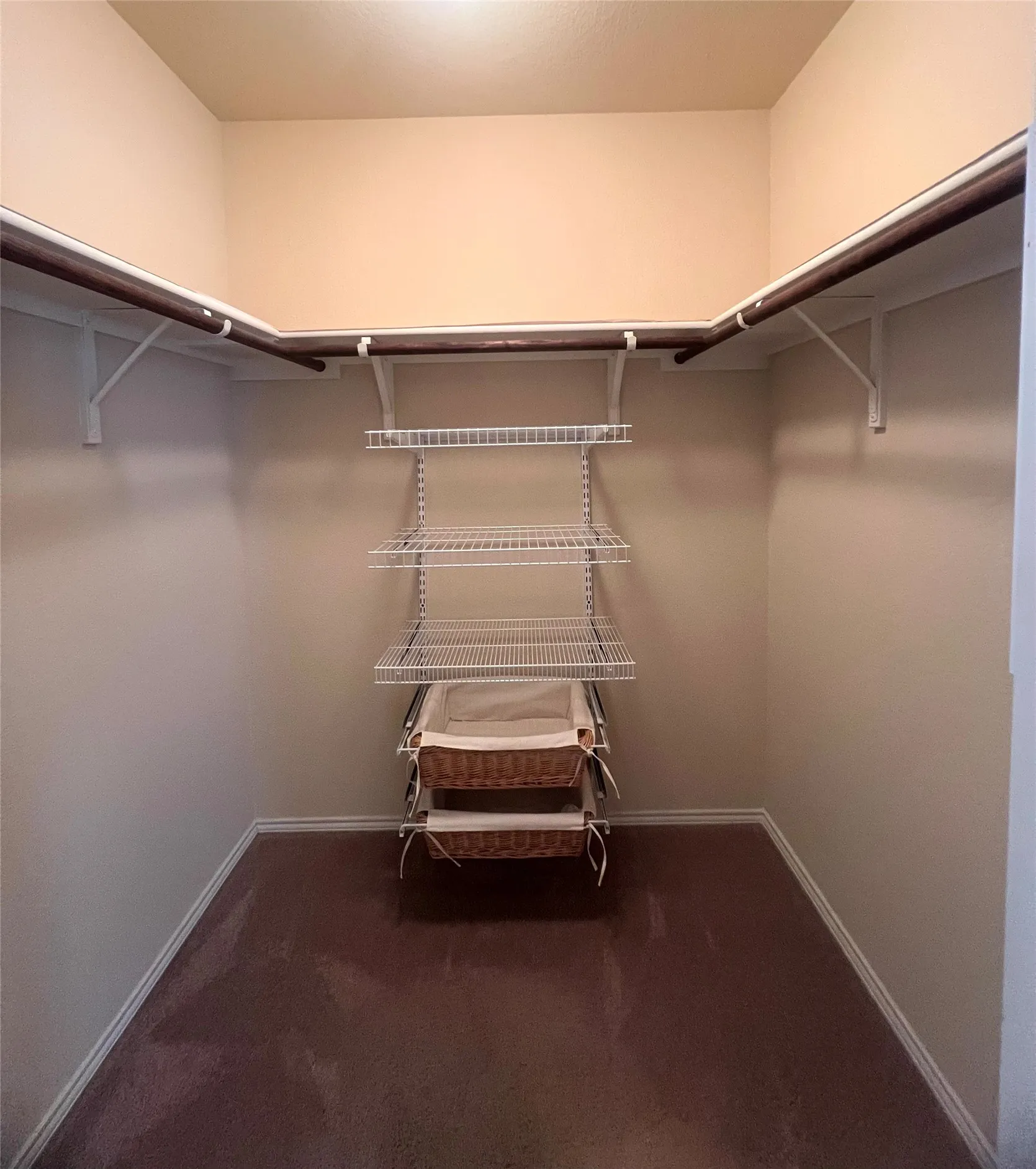 Single Family Residence For Sale in Denton County , 1417 Lone Pine Drive, Little Elm, Texas 75068, 3 Bedroom, 2 Bathroom, 2 Garage spaces, 1,507 Sqft, built in 2011, mls#21380541, Real Estate Agent in Little Elm, Homes For Sale in Denton county, Homes For Sale in Little Elm, Realtor in Little Elm Texas, Real Estate Brokerage Independent Realty Texas, Luminita Cordes Realtor