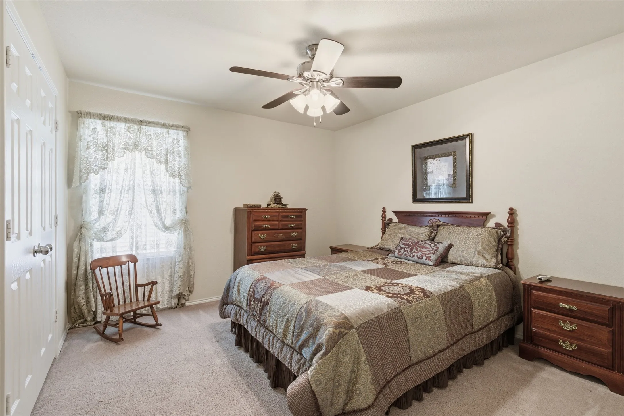 Single Family Residence For Sale in Denton County , 1417 Lone Pine Drive, Little Elm, Texas 75068, 3 Bedroom, 2 Bathroom, 2 Garage spaces, 1,507 Sqft, built in 2011, mls#21380541, Real Estate Agent in Little Elm, Homes For Sale in Denton county, Homes For Sale in Little Elm, Realtor in Little Elm Texas, Real Estate Brokerage Independent Realty Texas, Luminita Cordes Realtor